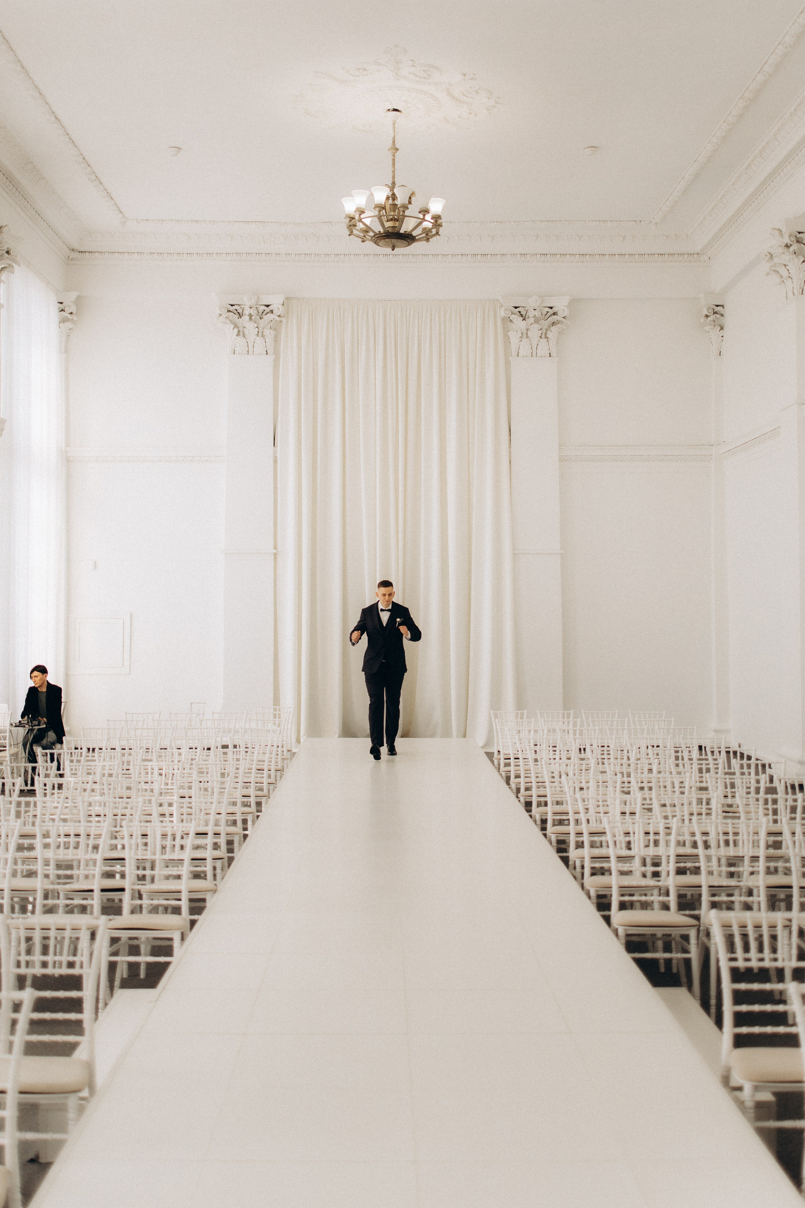 LOVE. Головна