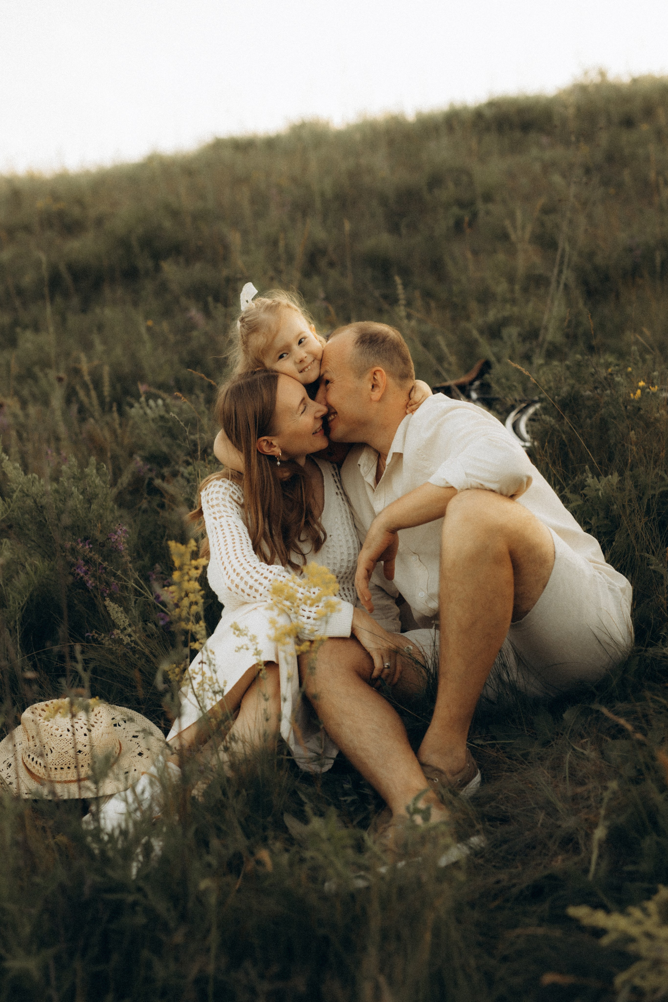 Stories of summer family days. Головна