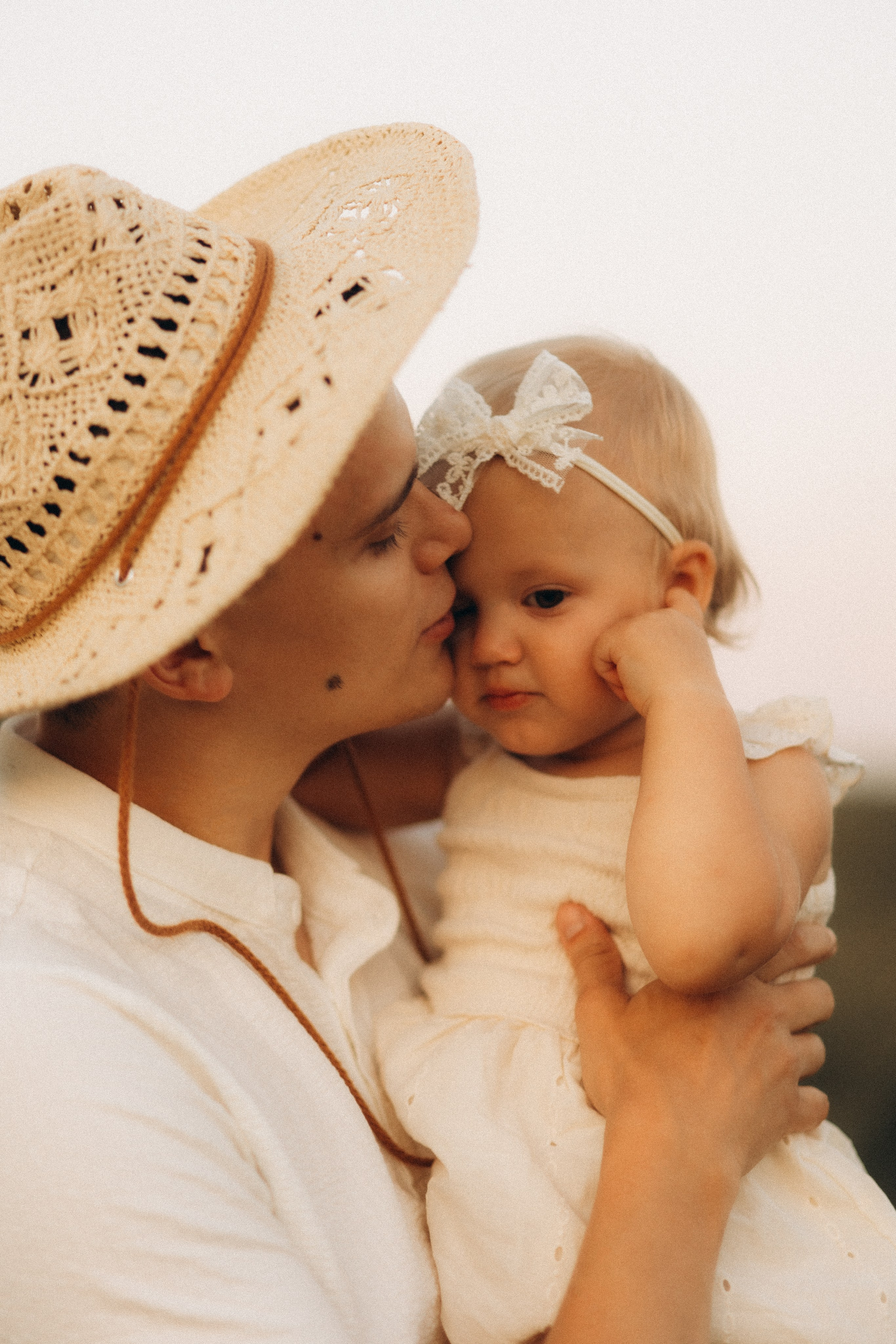 This is happiness — this is us....... Головна