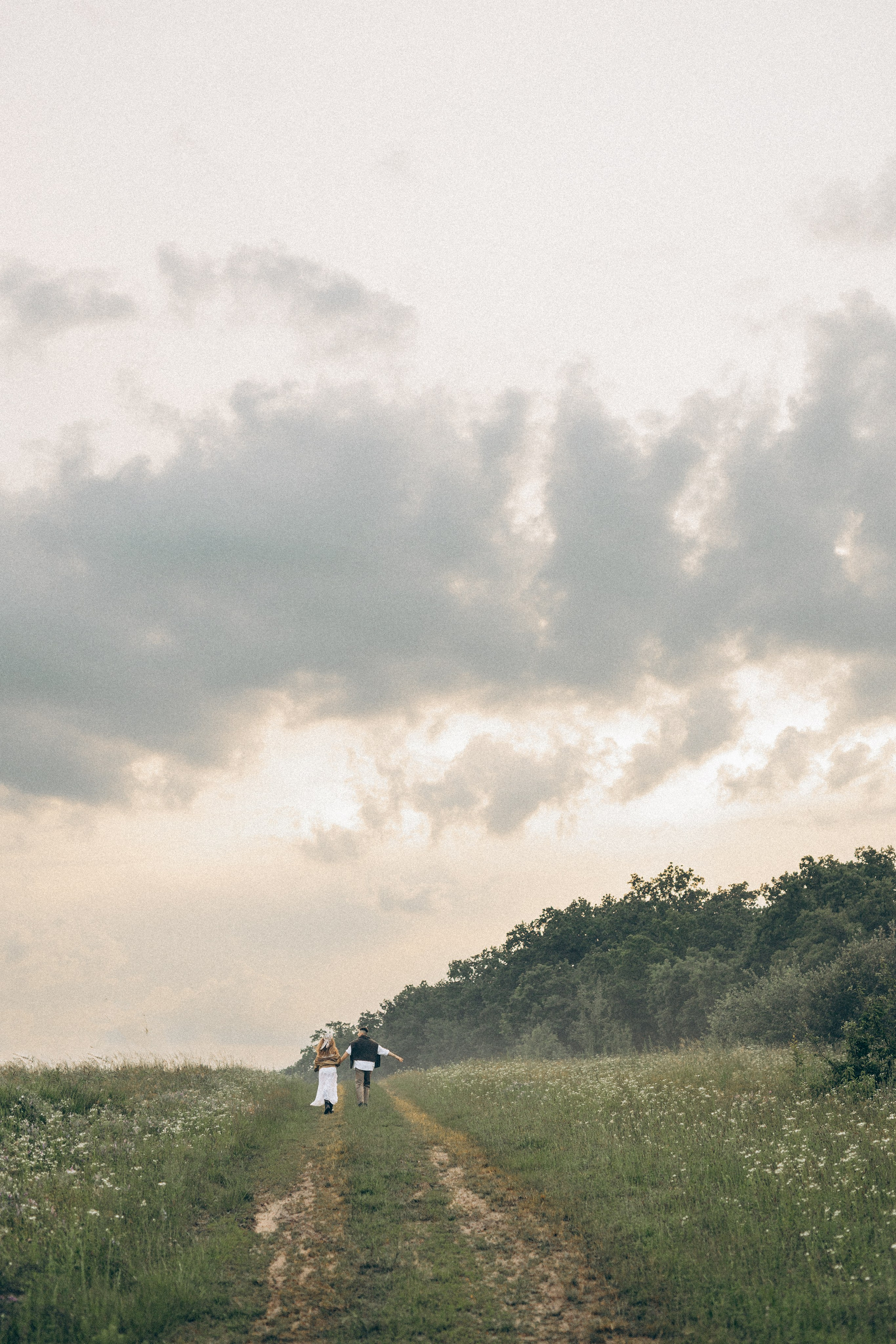 Історія одного дощу. Головна