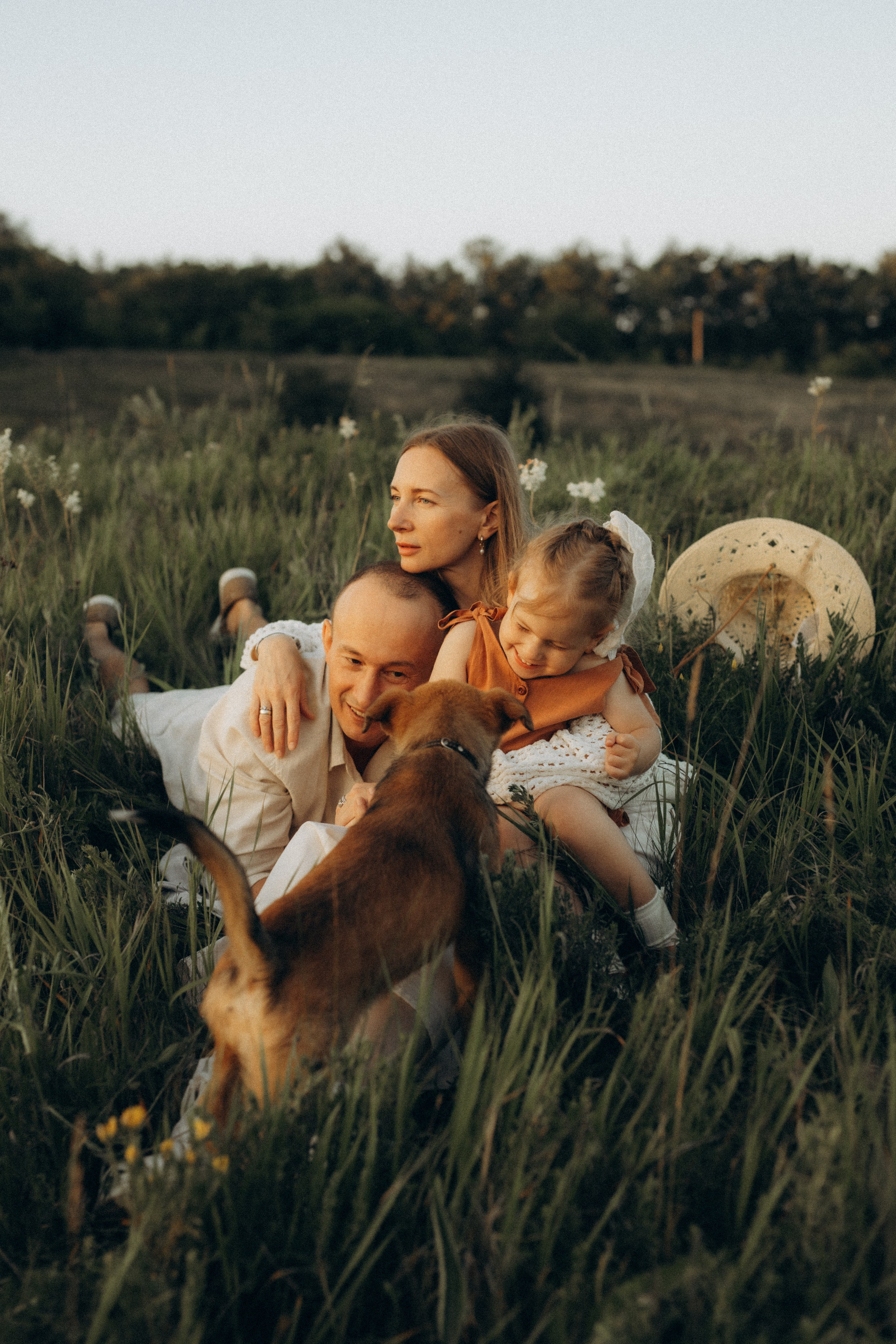 Stories of summer family days. Головна