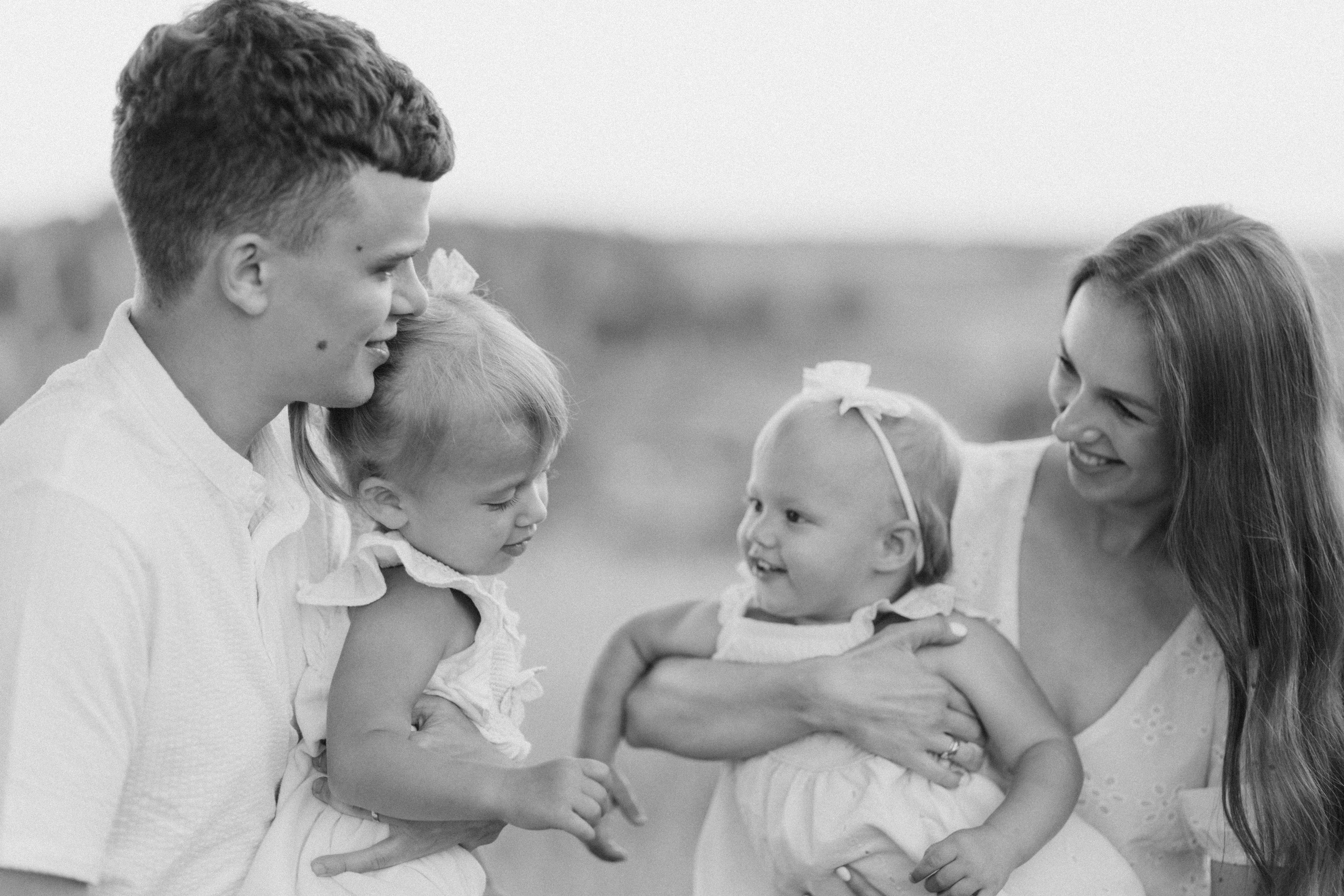 This is happiness — this is us....... Головна