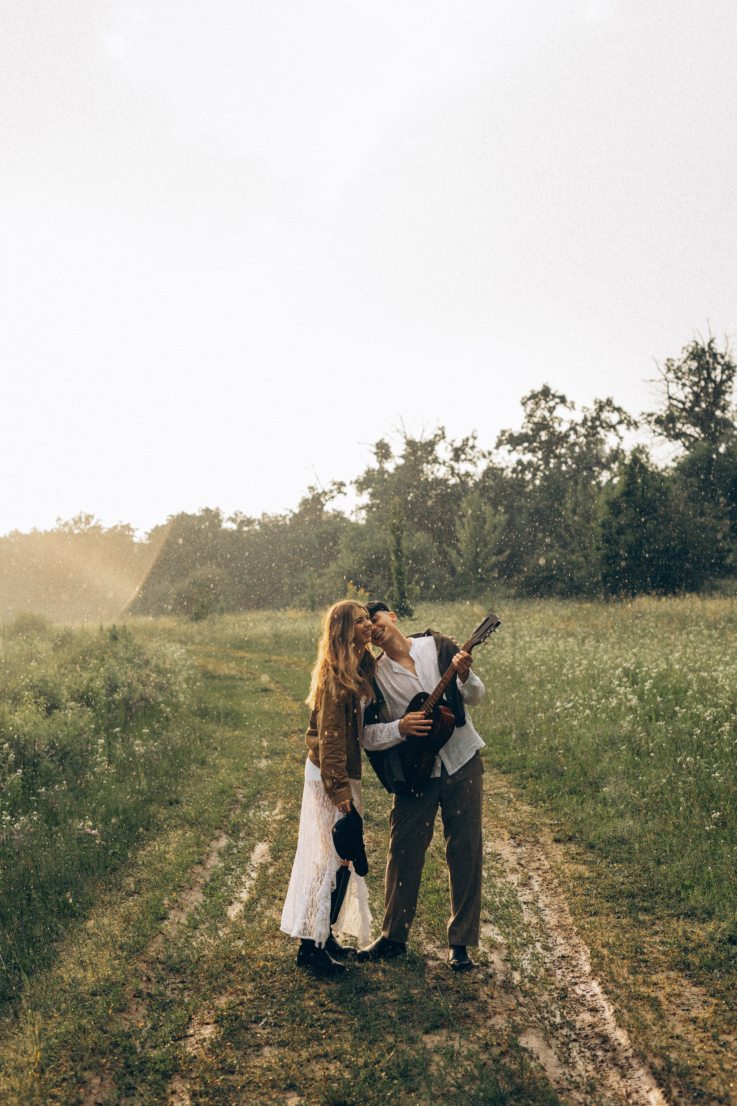 Історія одного дощу. Головна