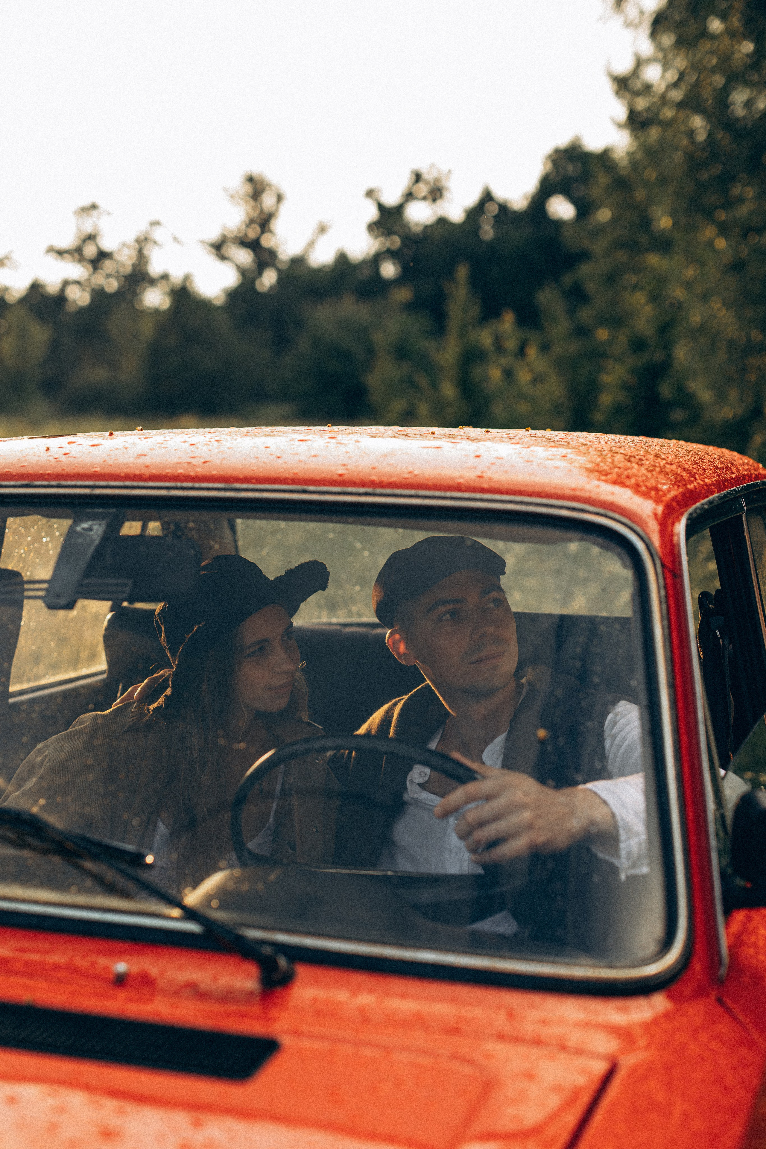 Історія одного дощу. Головна