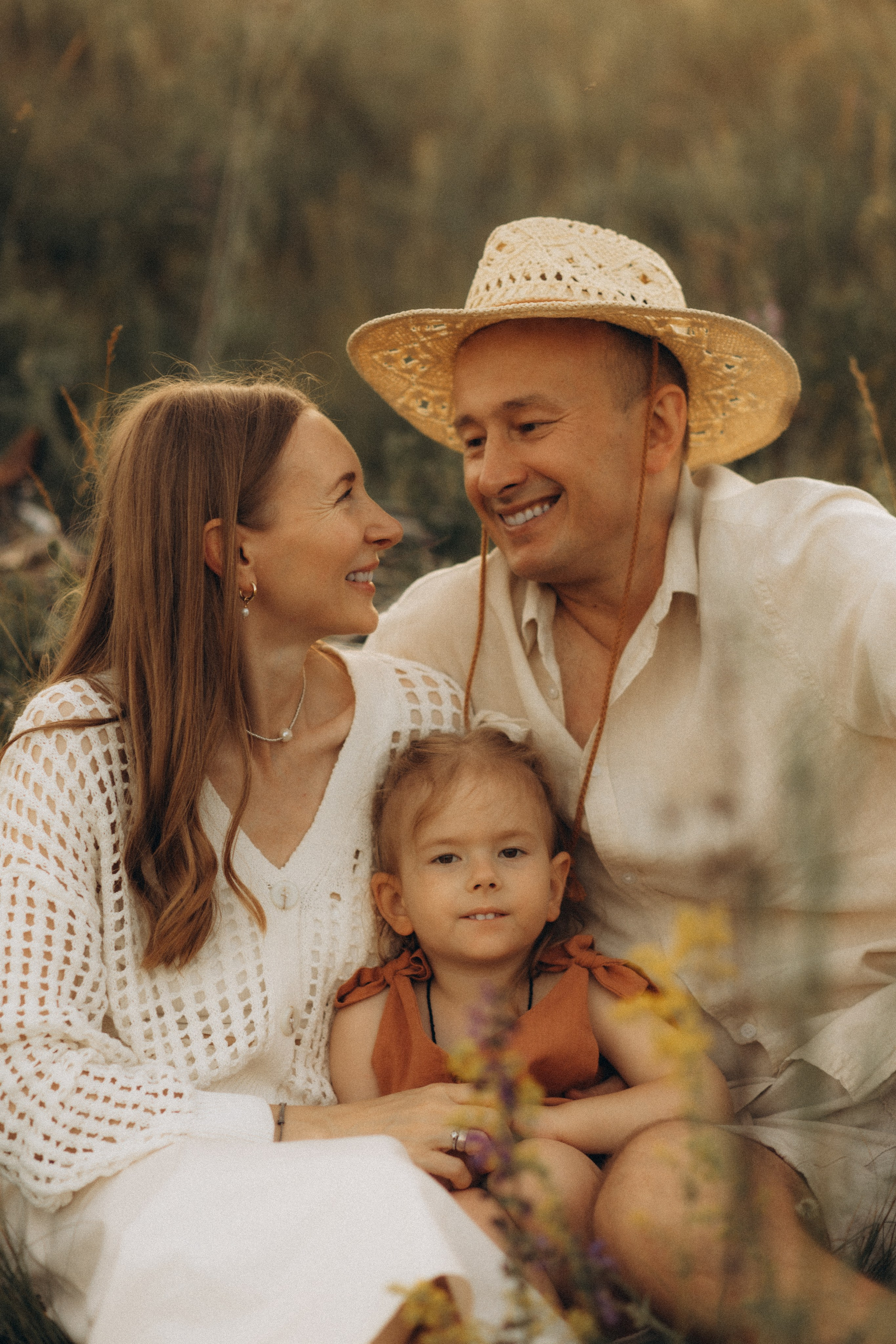 Stories of summer family days. Головна