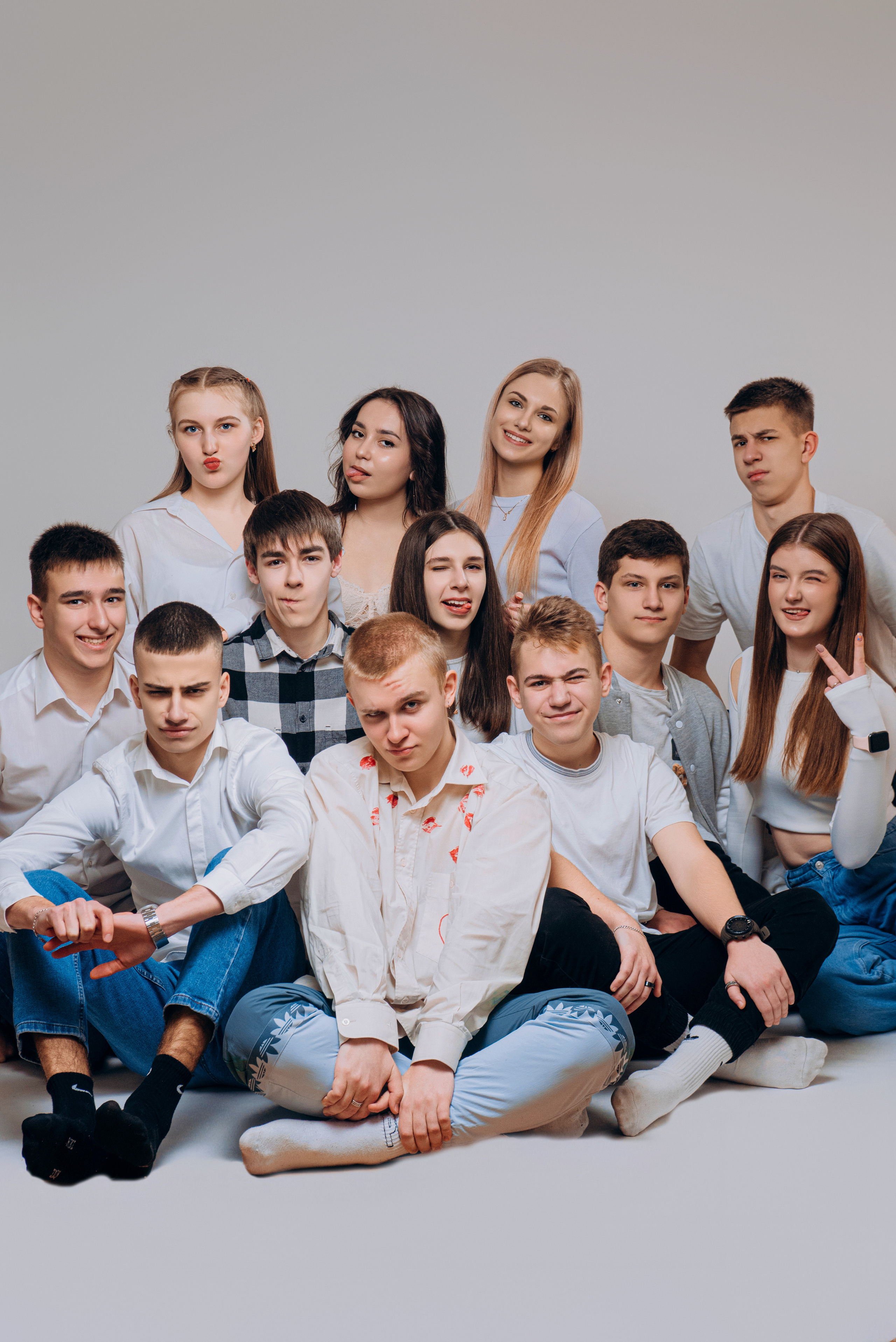 Білий Фон. Випускні альбоми м. Біла церква