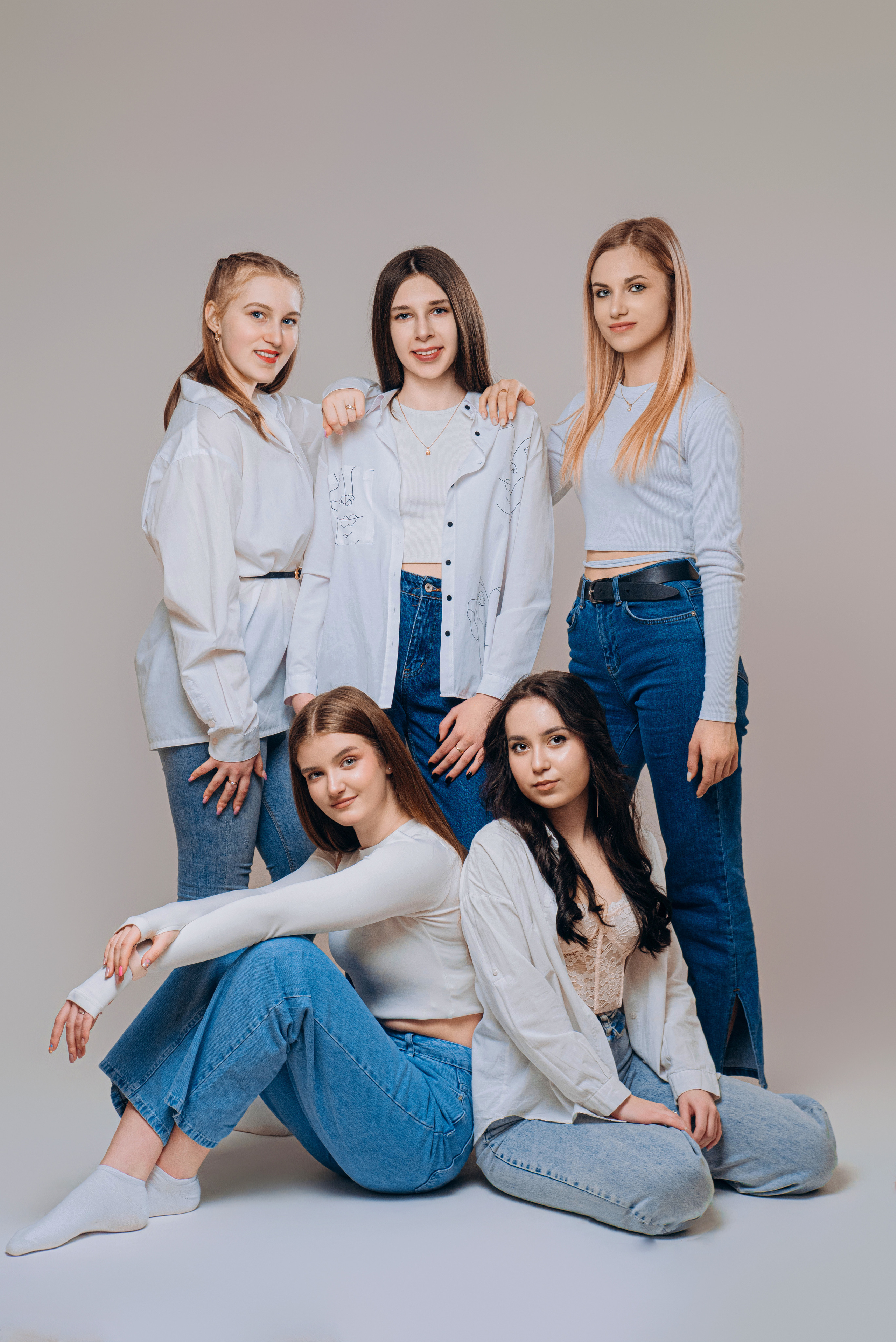 Білий Фон. Випускні альбоми м. Біла церква