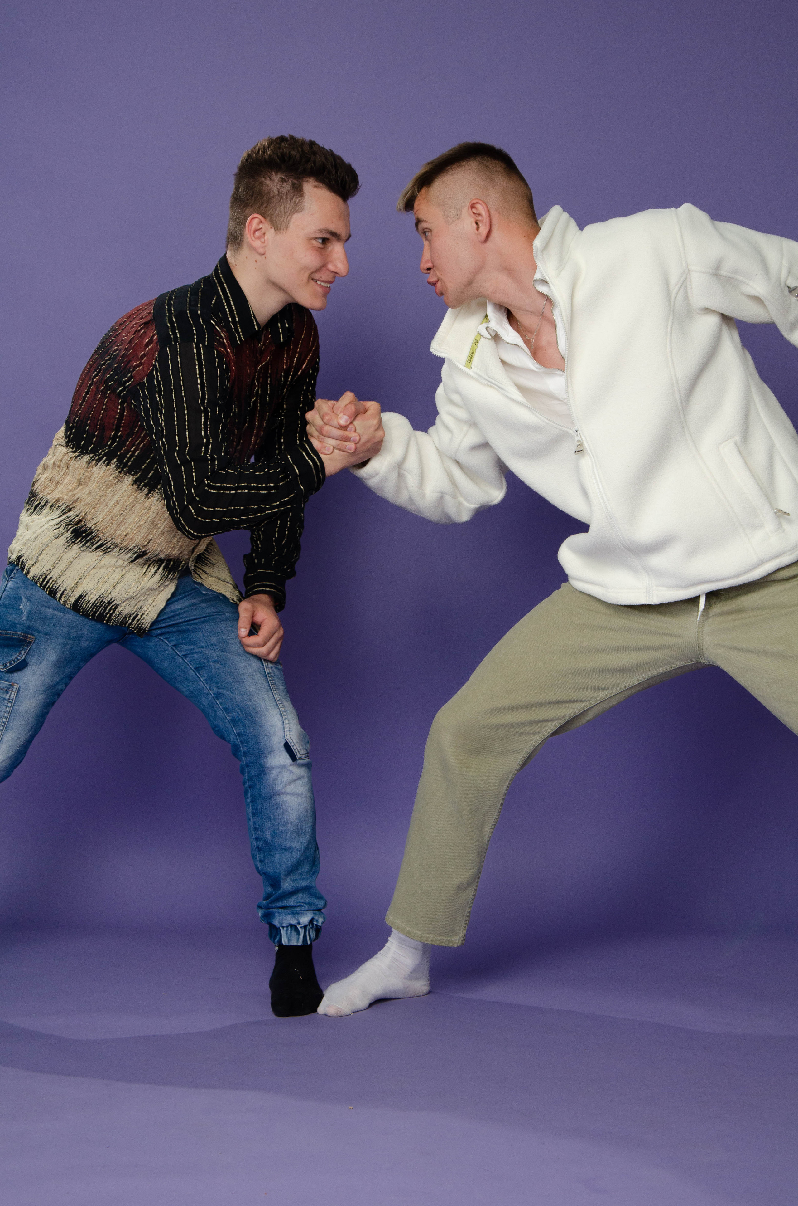 Фіолетовий Фон. Випускні альбоми м. Біла церква