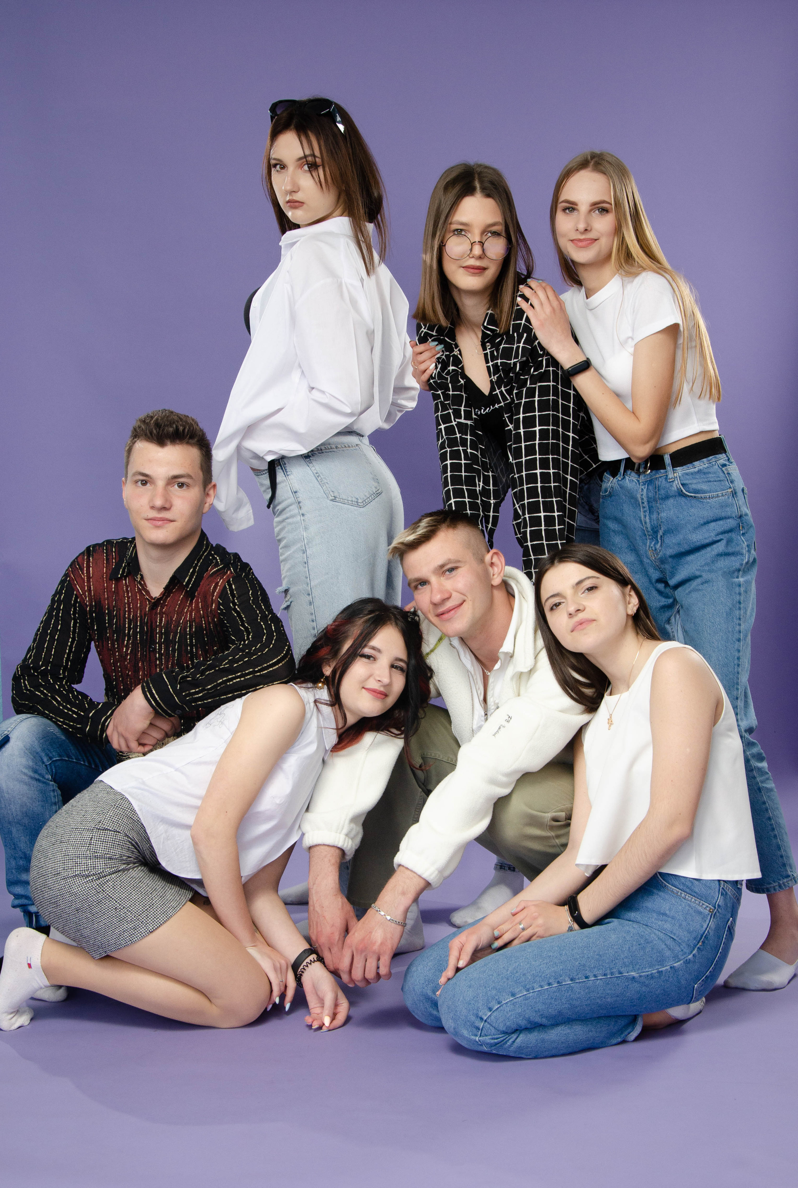 Фіолетовий Фон. Випускні альбоми м. Біла церква