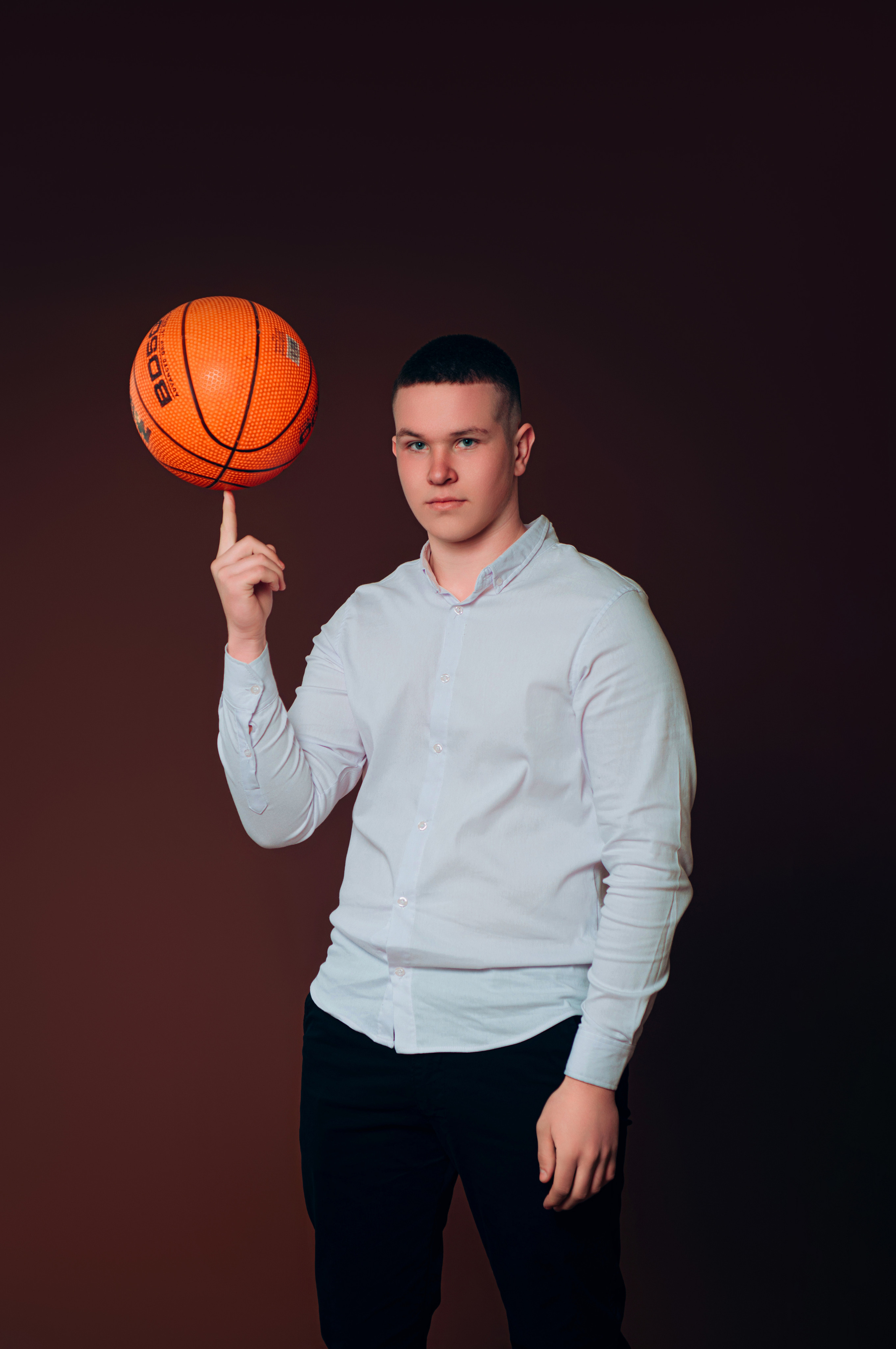 Коричневий Фон. Випускні альбоми м. Біла церква