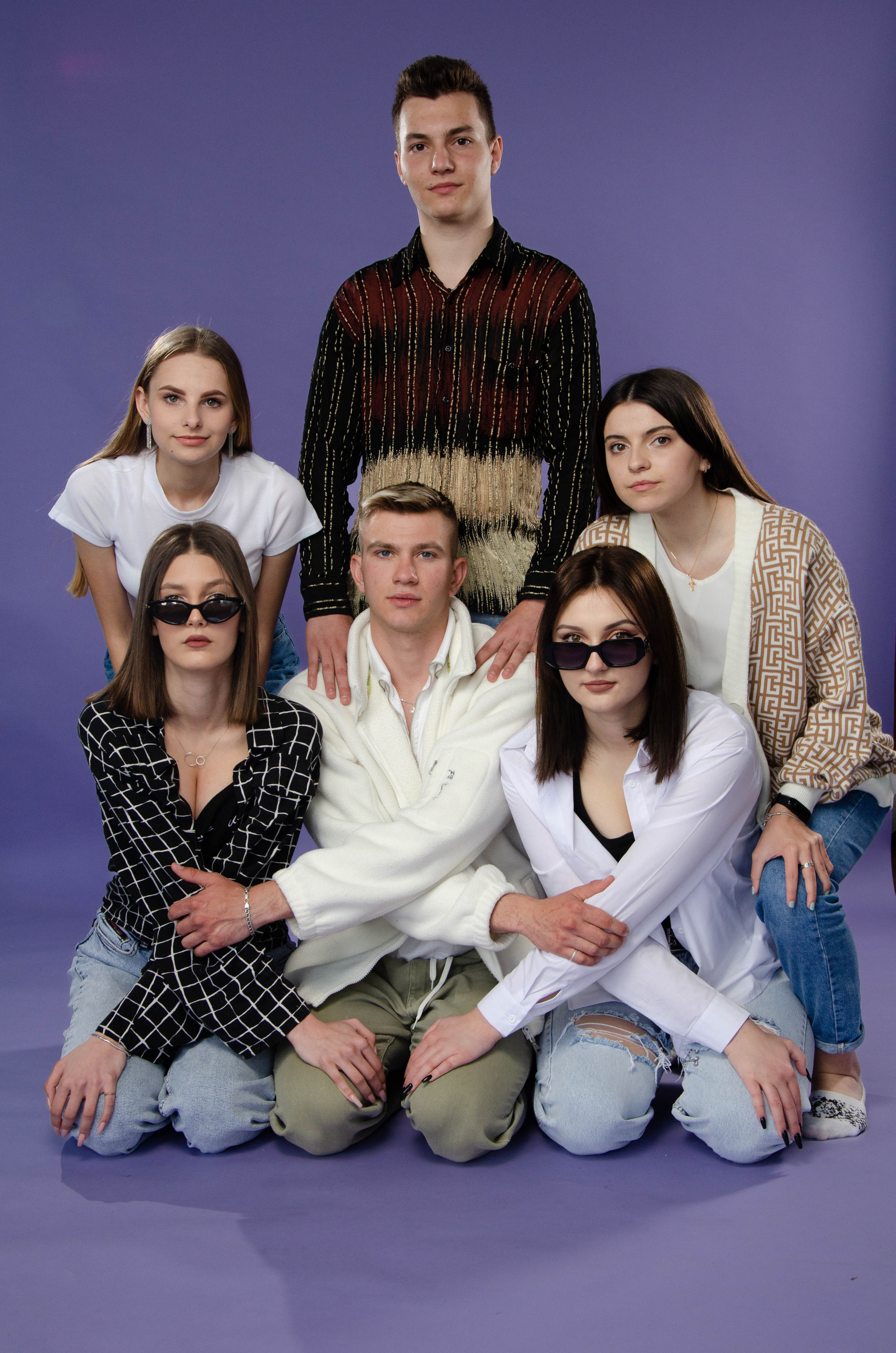 Фіолетовий Фон. Випускні альбоми м. Біла церква