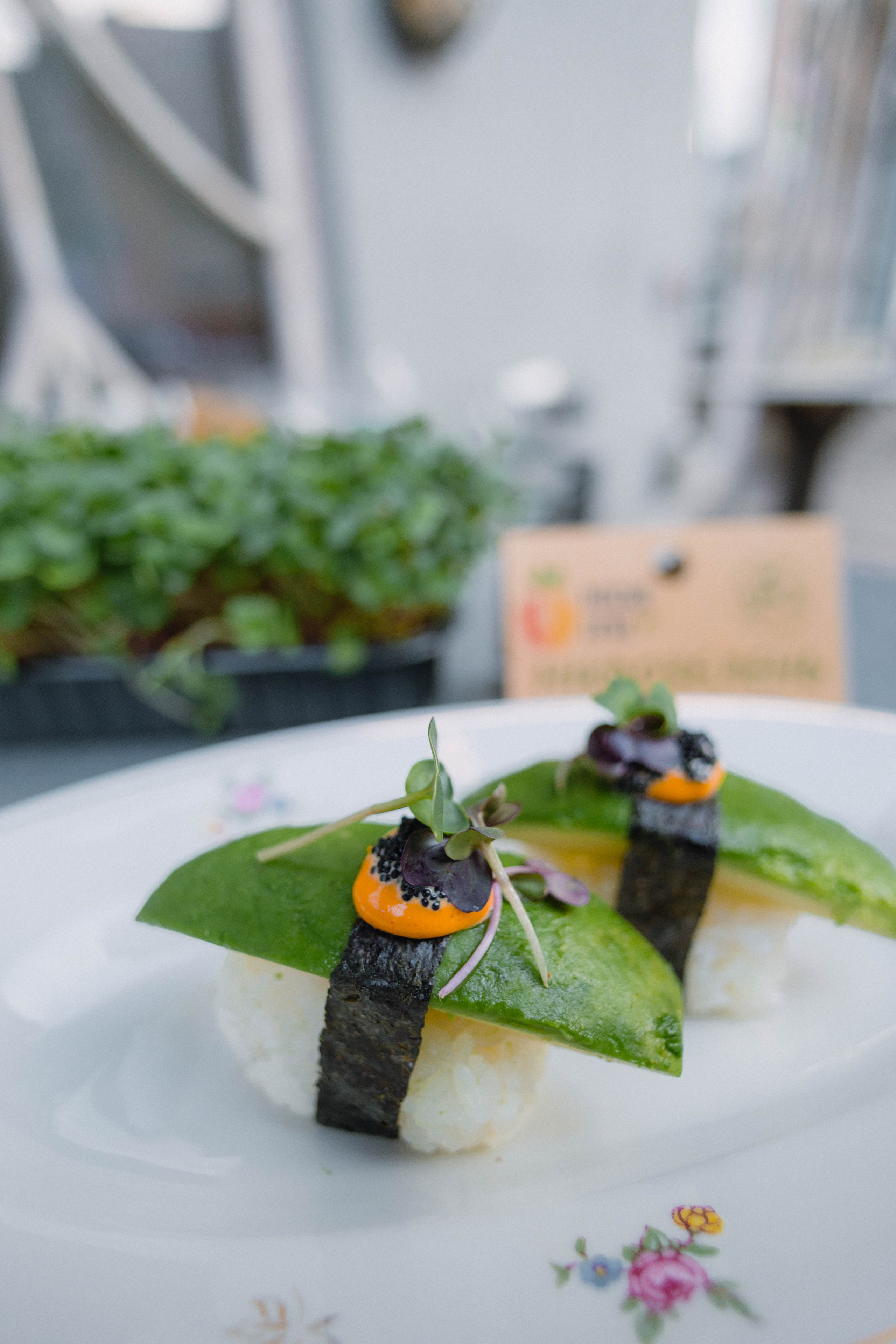 Micro Love. Misha Zaitsev