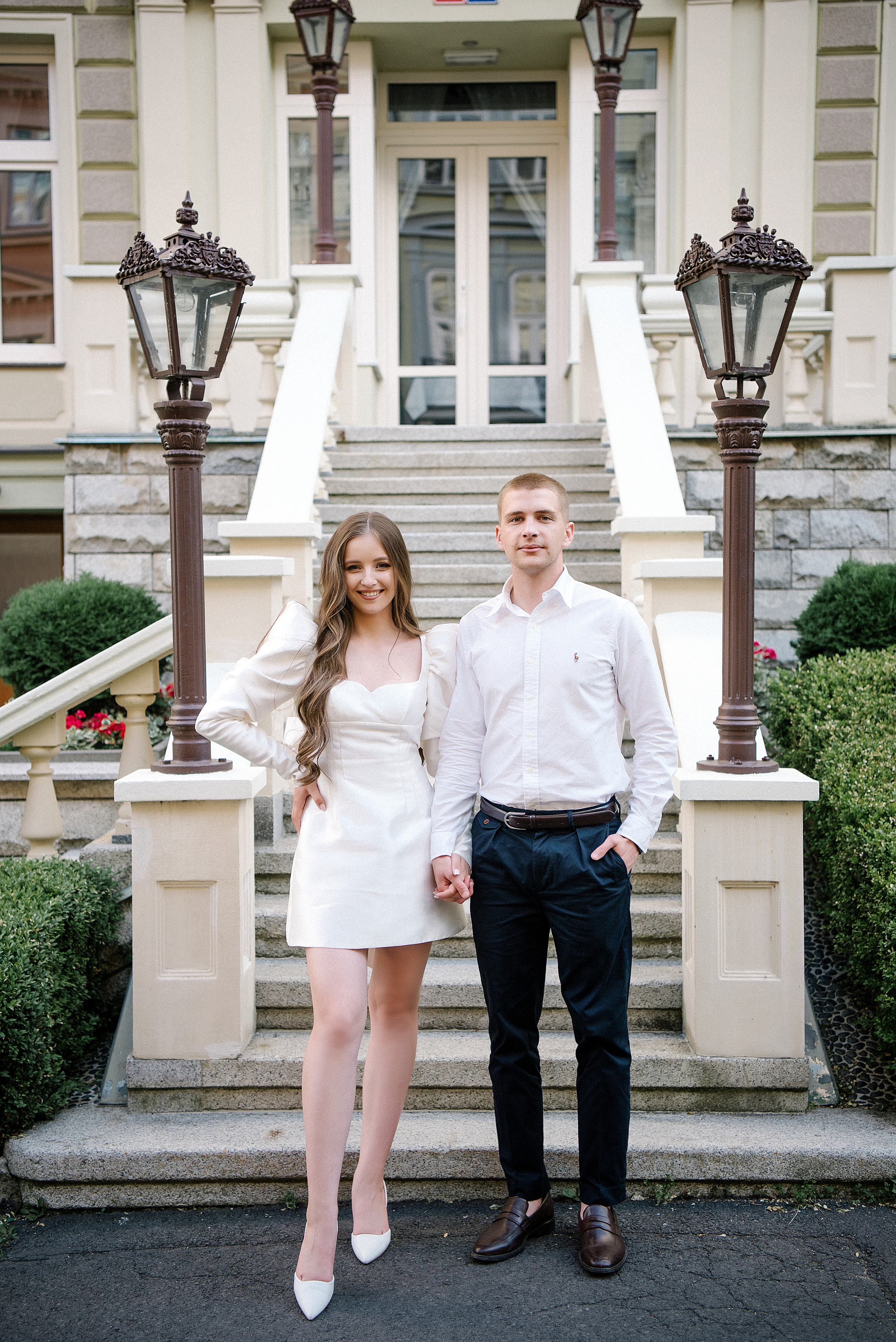 Yuri and Anastasia. Главная