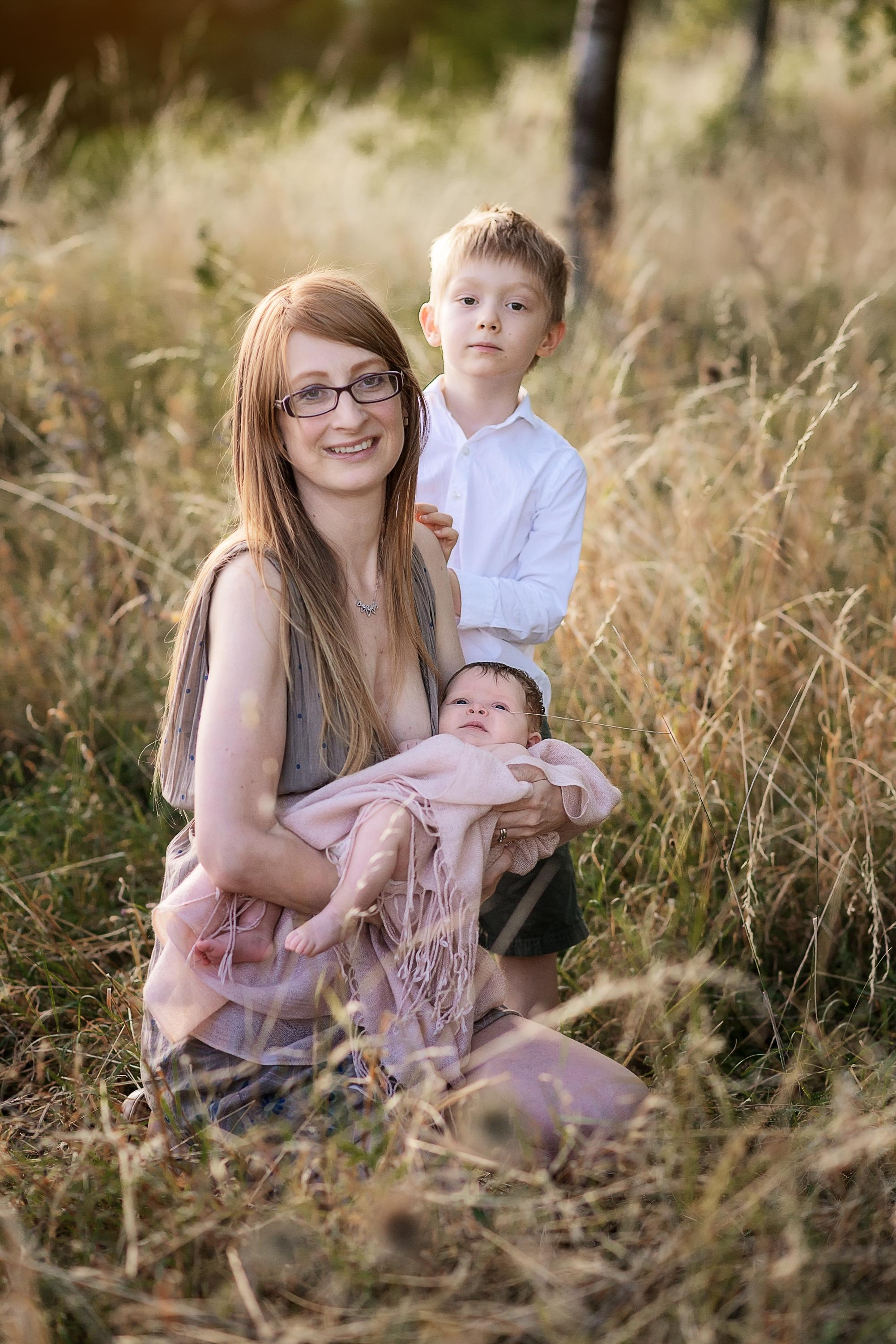 I was born!. Photographer in Prague Katerina Golos