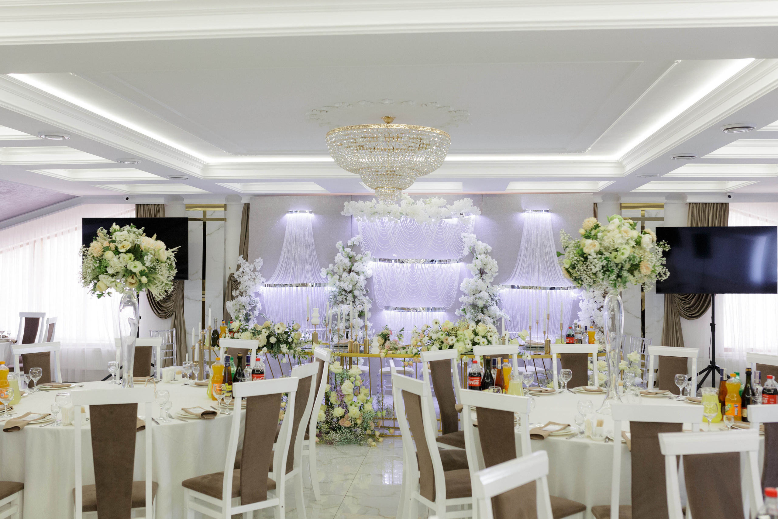 ED & LINDA | LaVilla