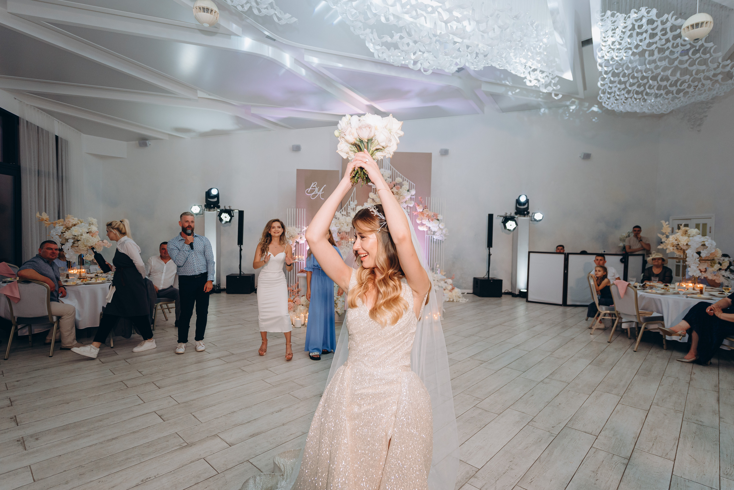 WEdding CHERCASSY. Весільний фотограф Черкаси Україна Вадим Биць