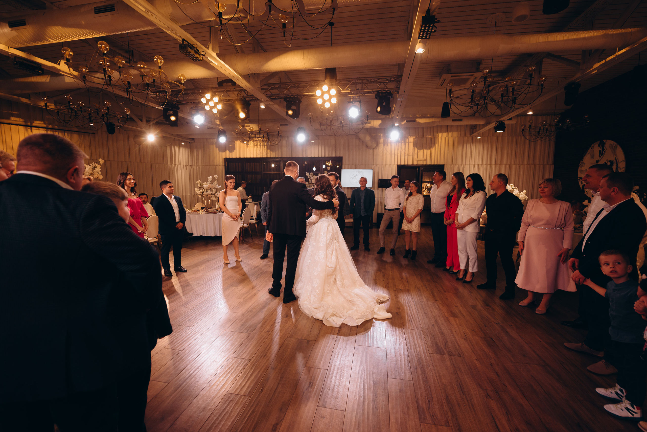 Ідеально. Весільний фотограф Черкаси Україна Вадим Биць