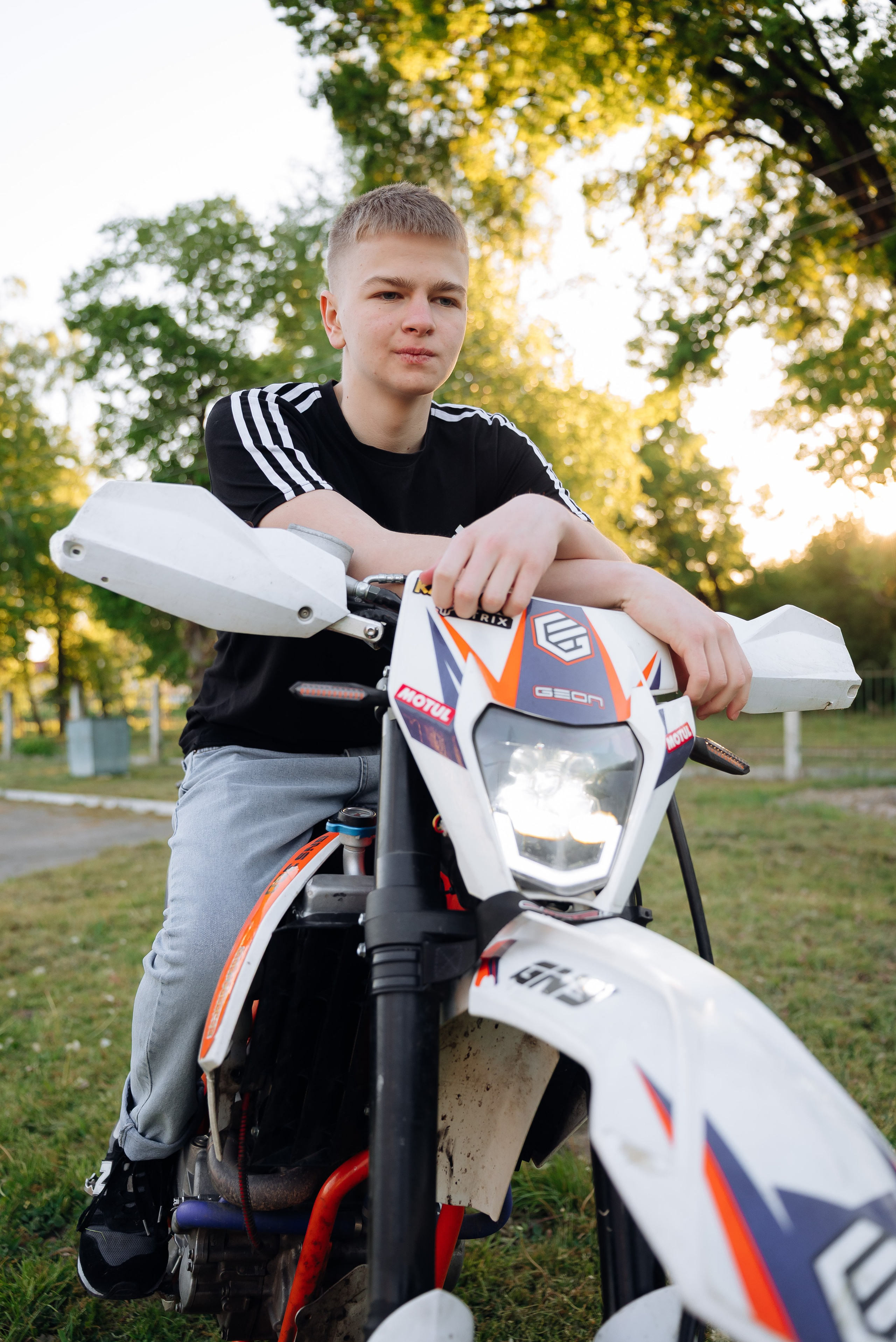 Шкільні альбоми. Весільний фотограф Черкаси Україна Вадим Биць