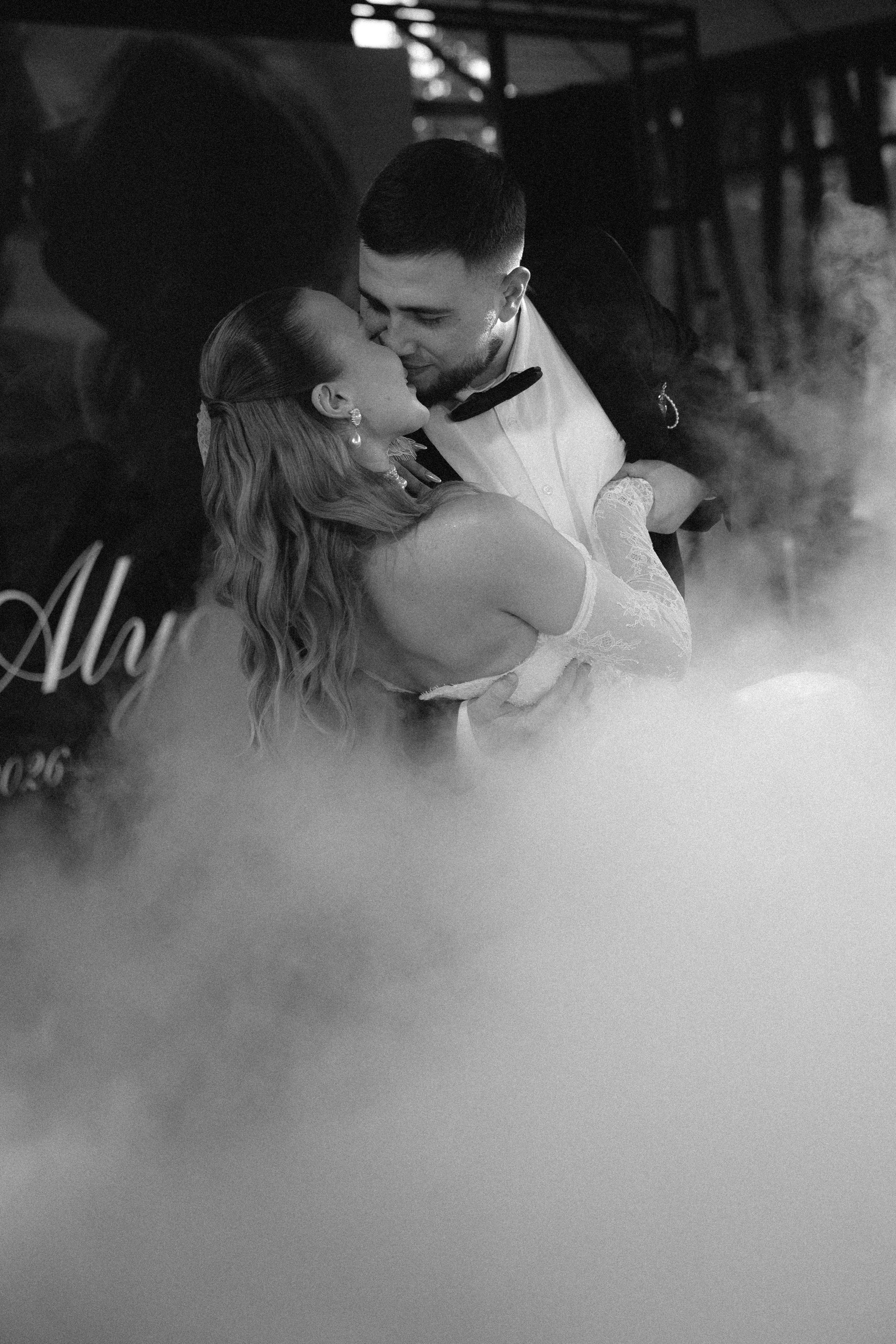 Bogdan & Alyona. Весільний фотограф Черкаси Україна Вадим Биць