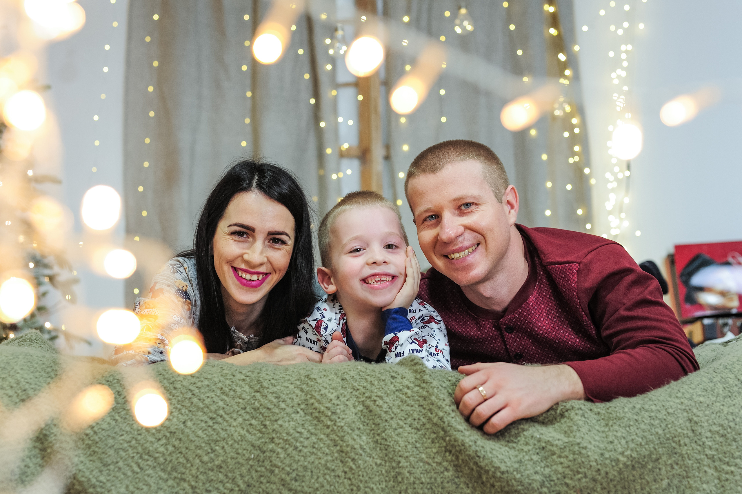 Новорічна фотосесія Ігоря та Олександри в студії