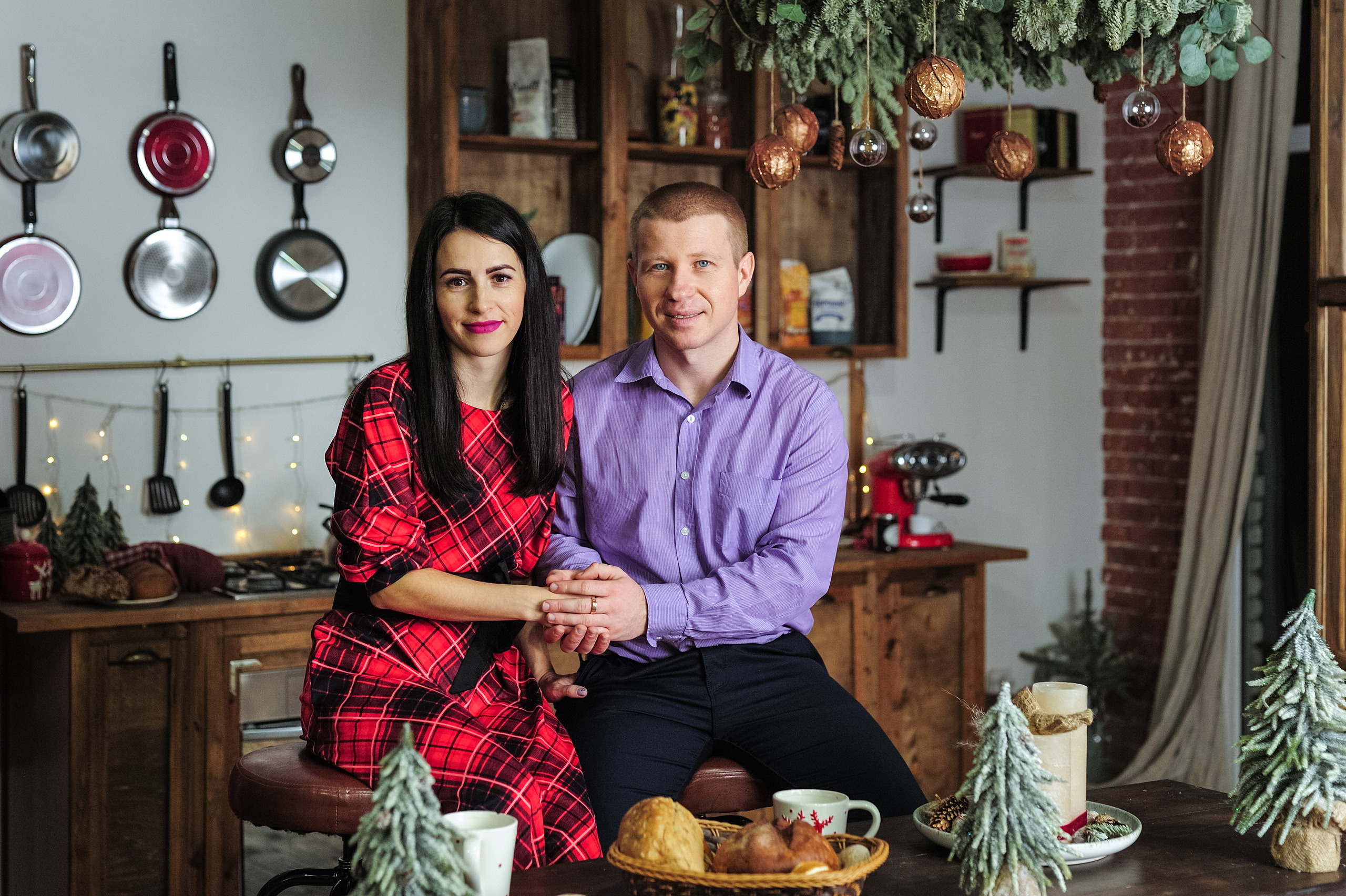 Новорічна фотосесія Ігоря та Олександри в студії