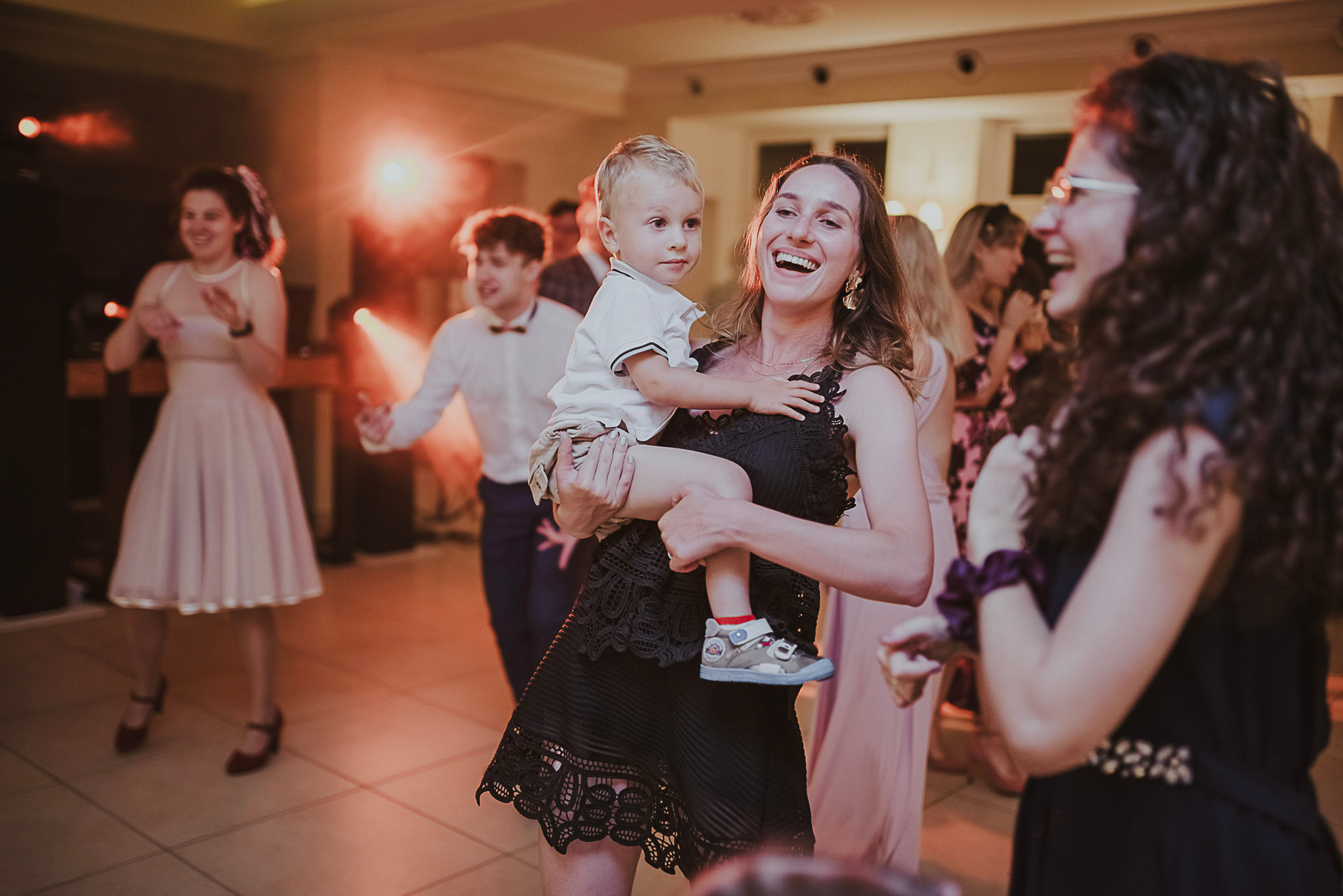 Ślub - Joanna & Lewis w Villa Juliana. Naturalnie pięknie - Klaudia Rowicka