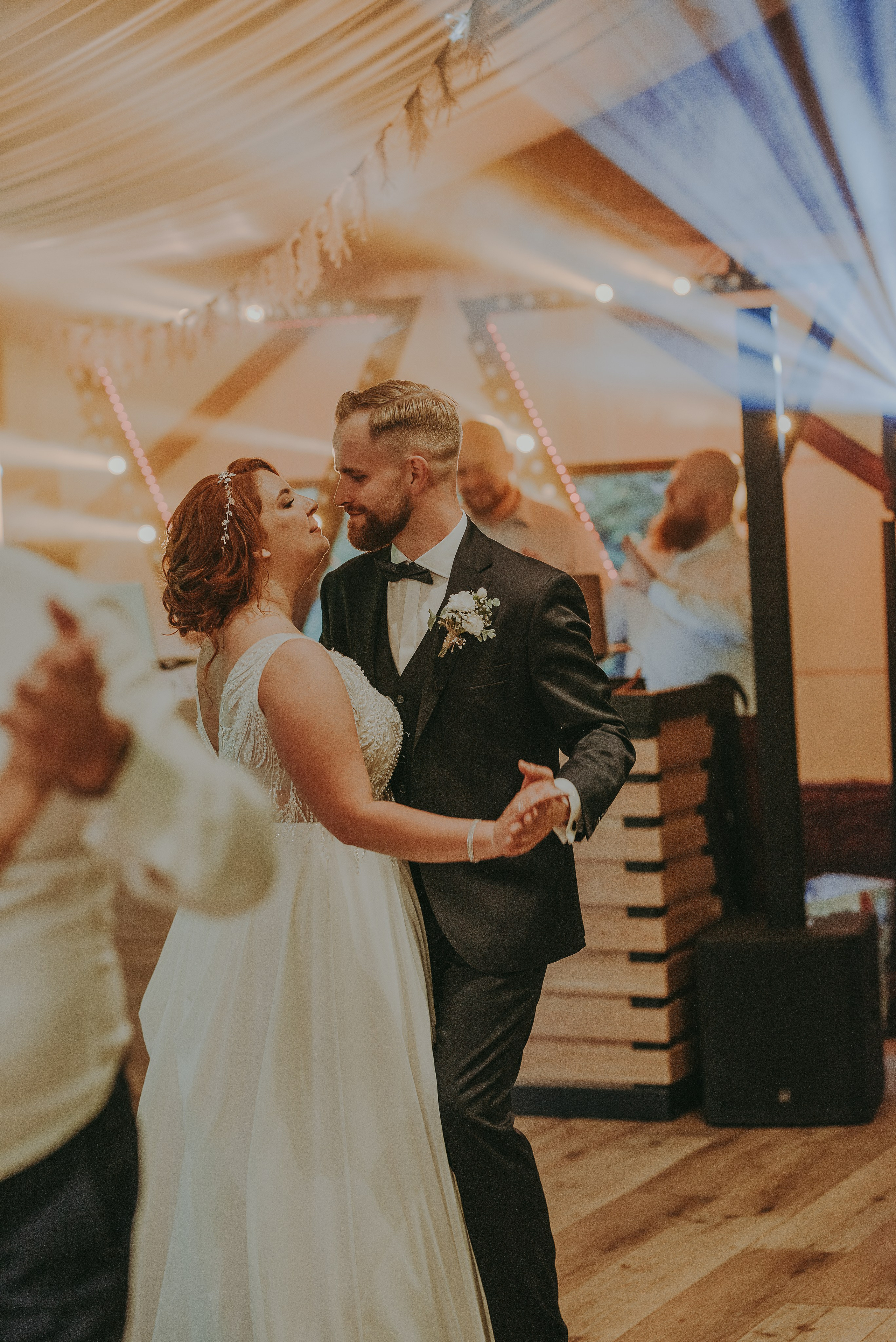 Ślub Wiktoria & Karol w Galop Zielonka. Naturalnie pięknie - Klaudia Rowicka