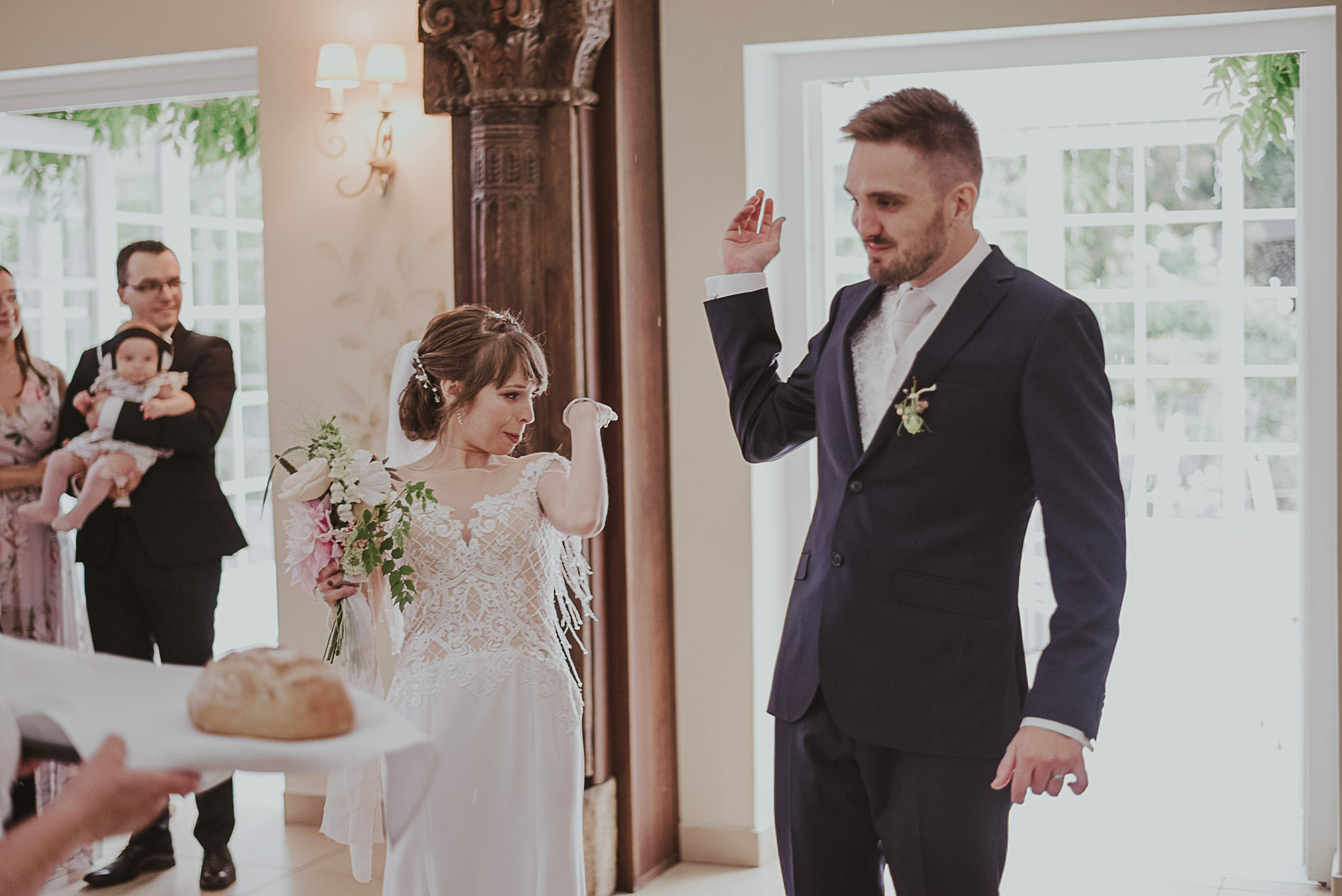 Ślub - Joanna & Lewis w Villa Juliana. Naturalnie pięknie - Klaudia Rowicka