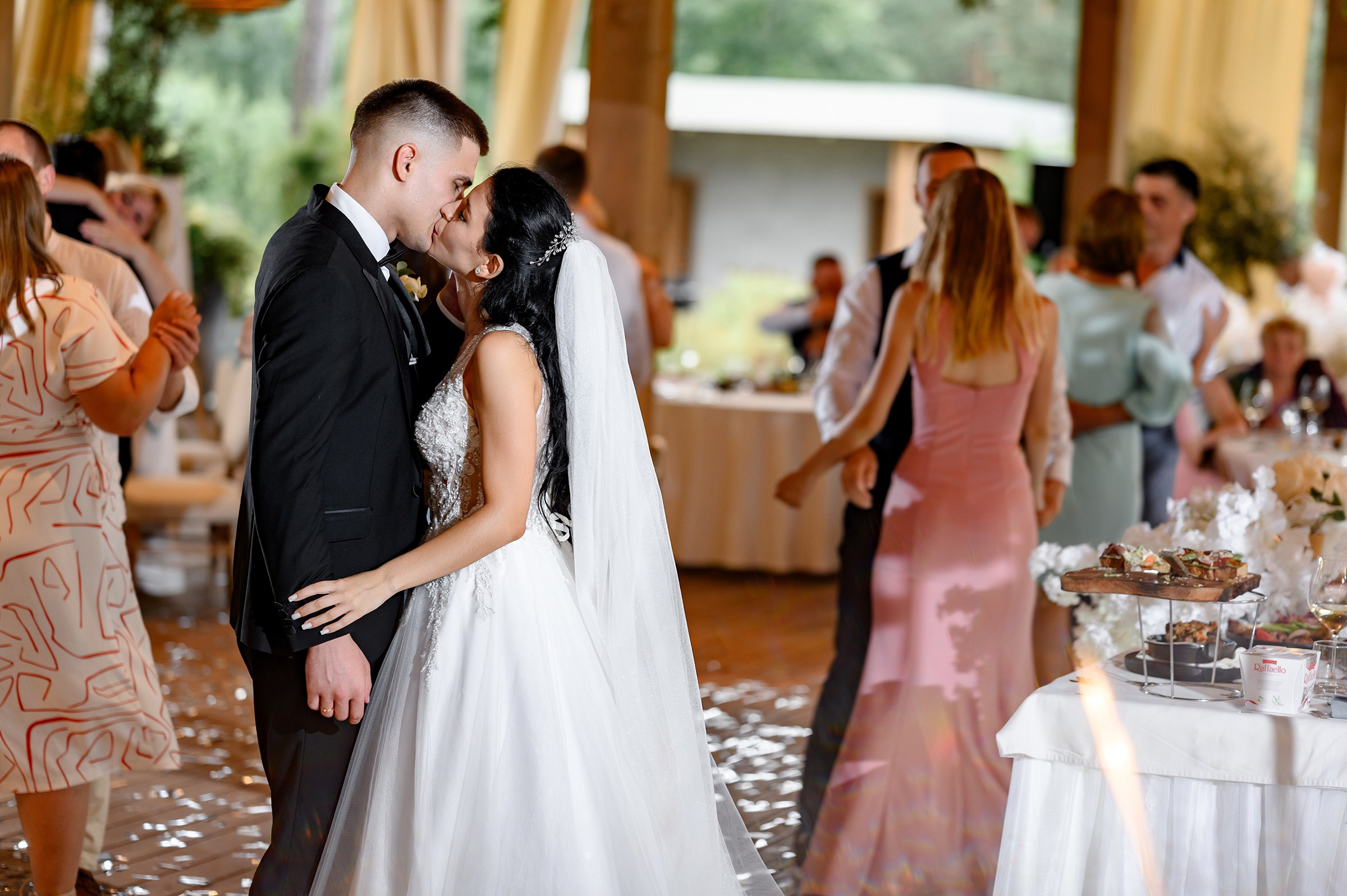 MAKSYM & DASHA. Свадебный и семейный фотограф