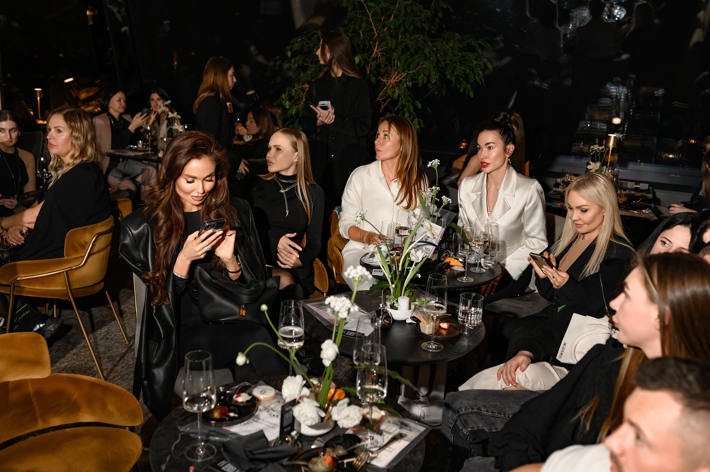 «CHARITY DINNER» від фонду ≪ Mother Heart≫. Свадебный и семейный фотограф