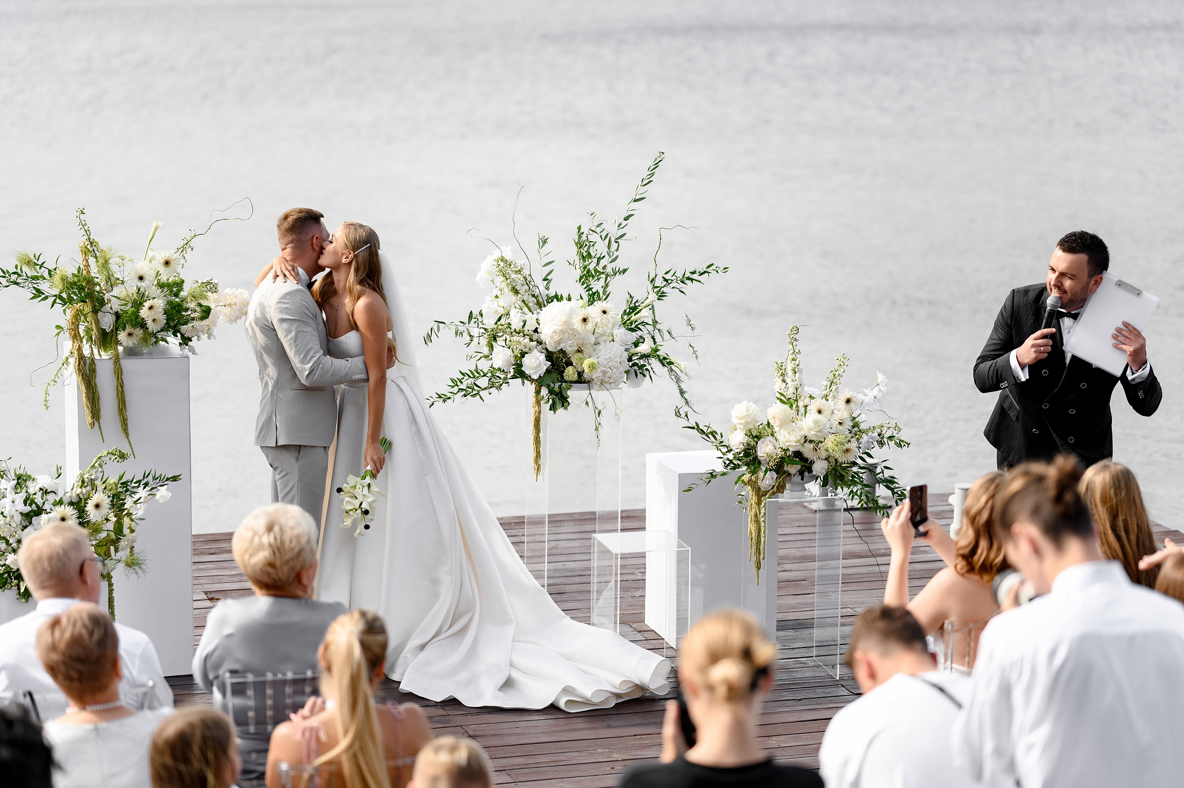 MAXIM & VLADYSLAVA. Свадебный и семейный фотограф