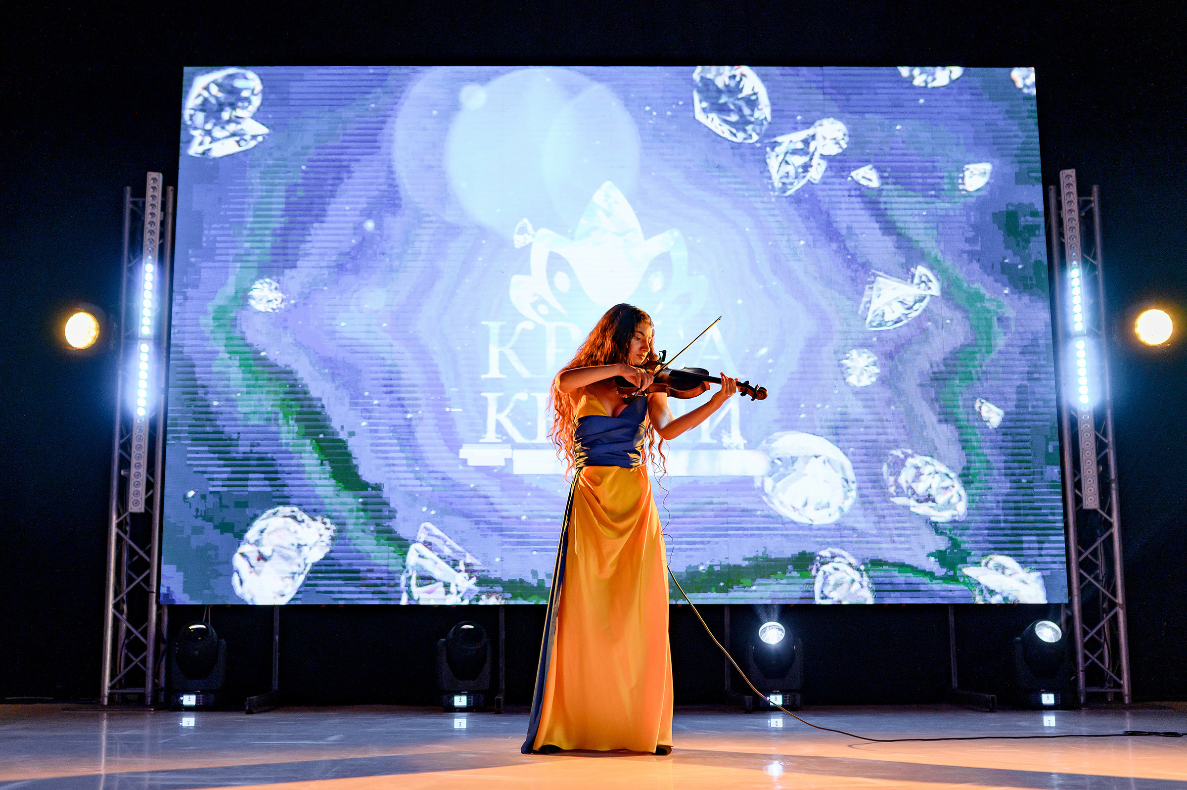 «КРАСА КРАЇНИ». Свадебный и семейный фотограф