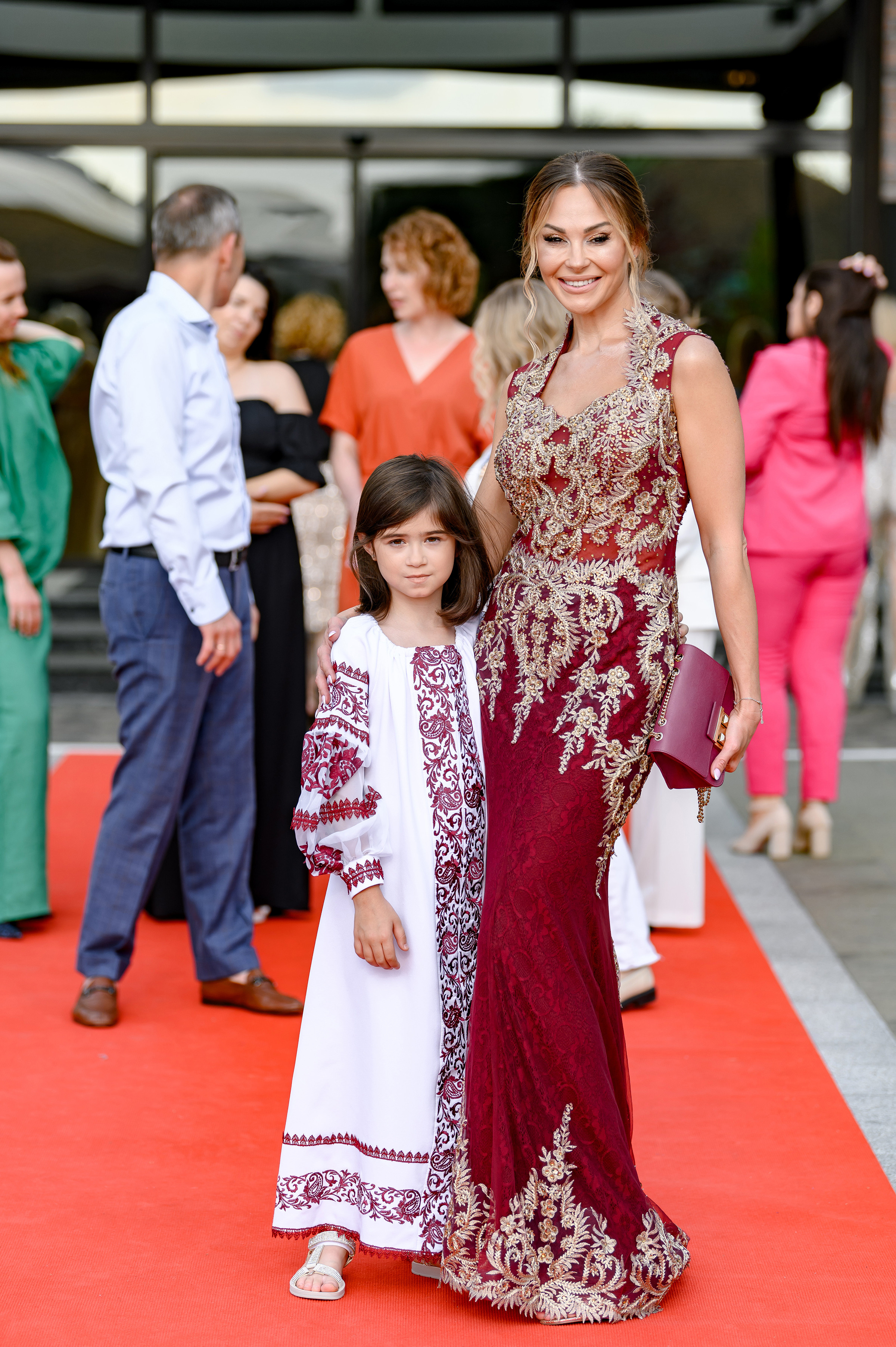 «КРАСА КРАЇНИ». Свадебный и семейный фотограф