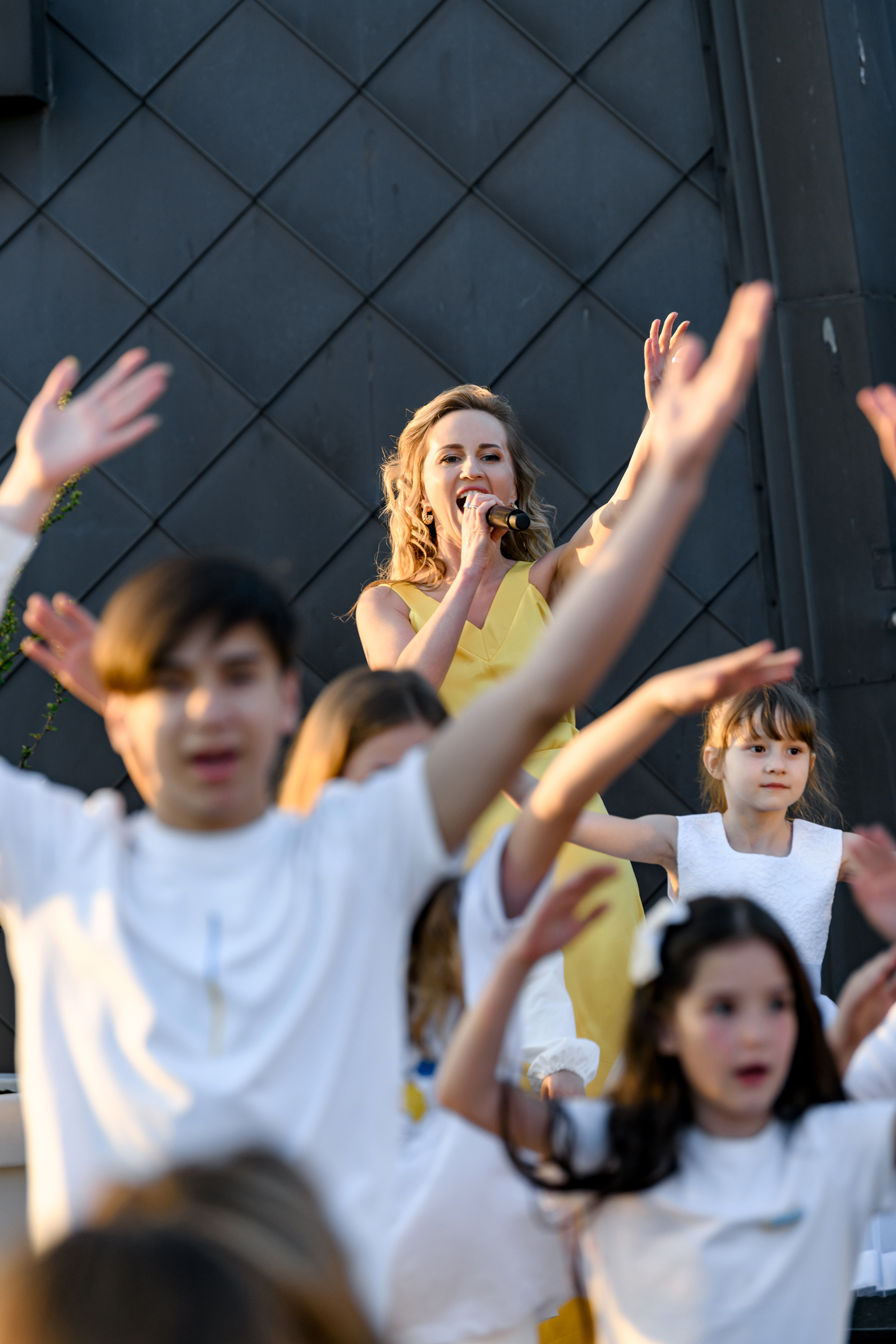 Благодійній концерт від фонду «Мамине серце» — «Твій вихід в світ». Свадебный и семейный фотограф