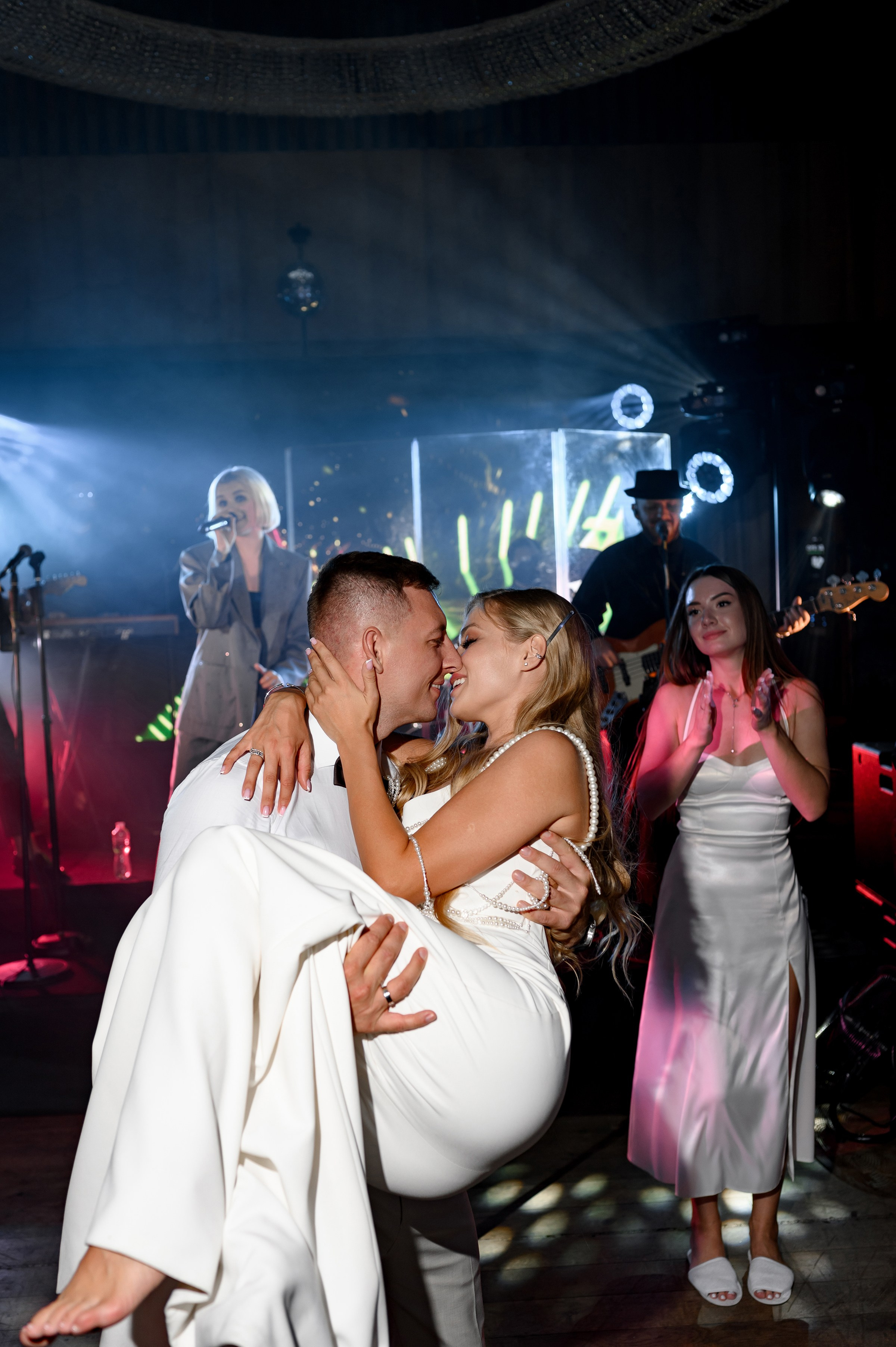 MAXIM & VLADYSLAVA. Свадебный и семейный фотограф