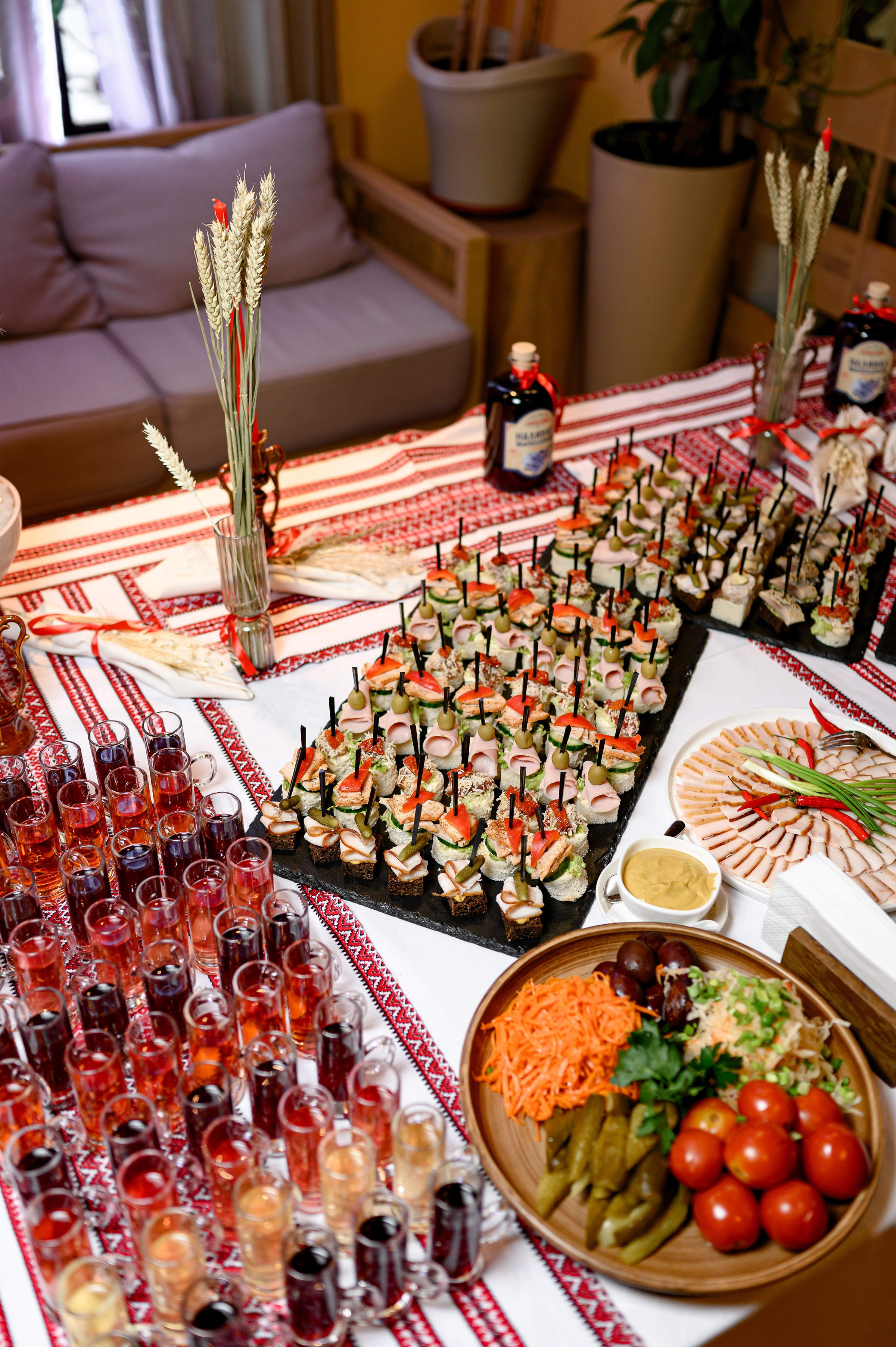 «ТРИПІЛЬСЬКЕ СОНЦЕ». Свадебный и семейный фотограф