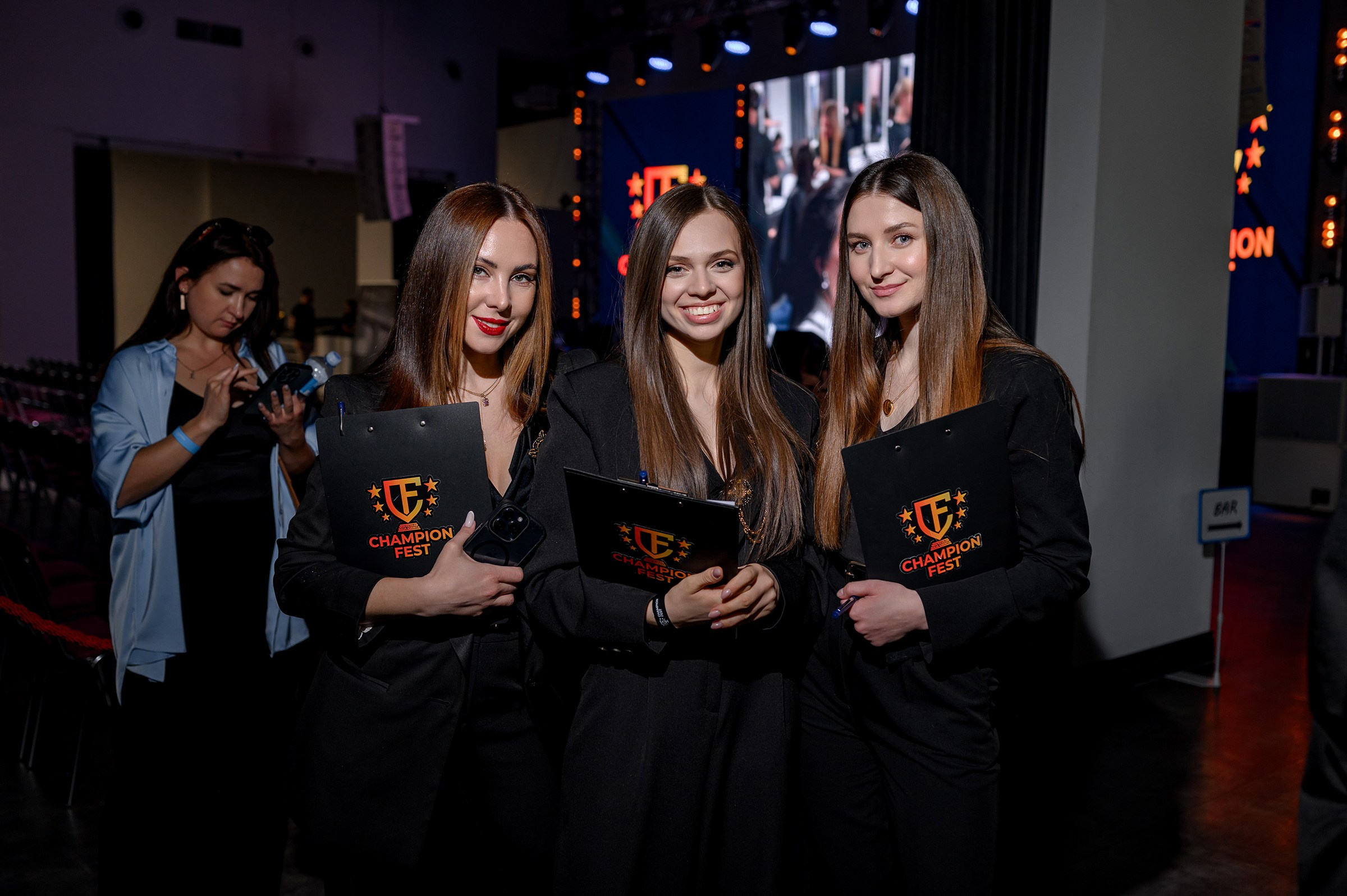 «CHAMPION FEST 2025». Свадебный и семейный фотограф