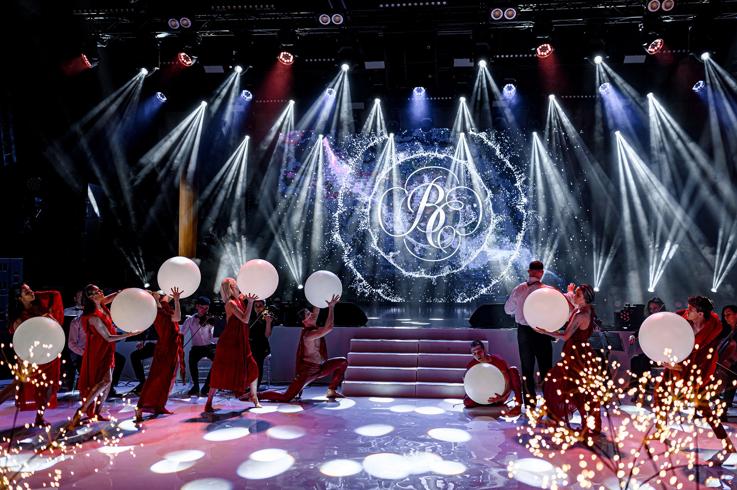 ВАГЕ & СВІТЛАНА. Свадебный и семейный фотограф