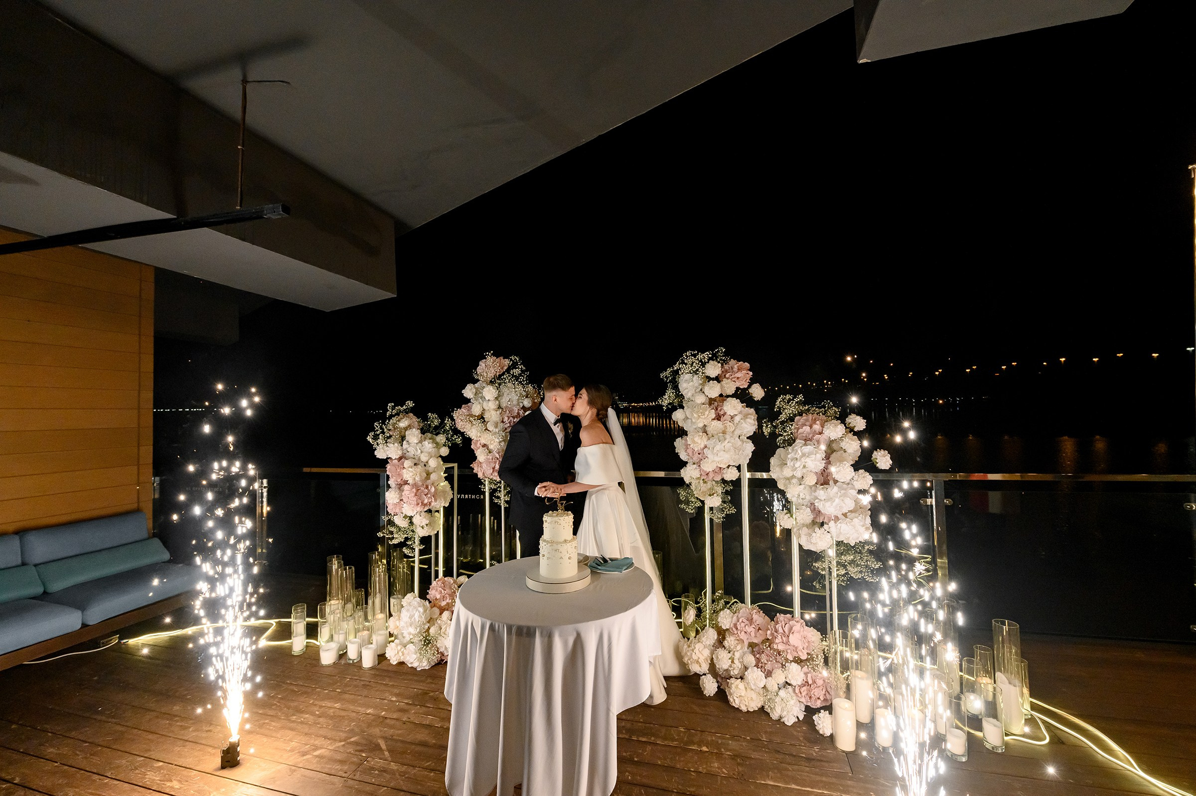 ARTEM & KATYA. Свадебный и семейный фотограф