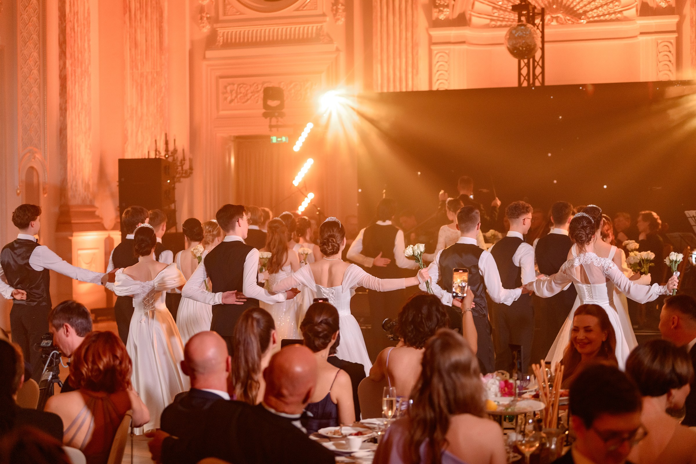 " Viennese Ball Kyiv ". Свадебный и семейный фотограф