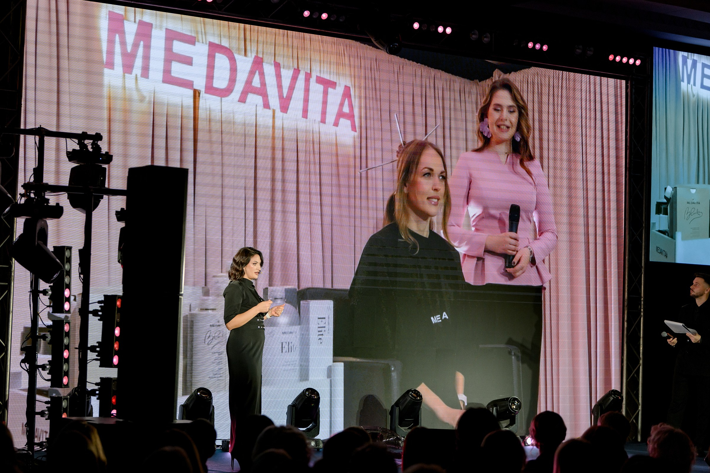 «MEDAVITA». Свадебный и семейный фотограф