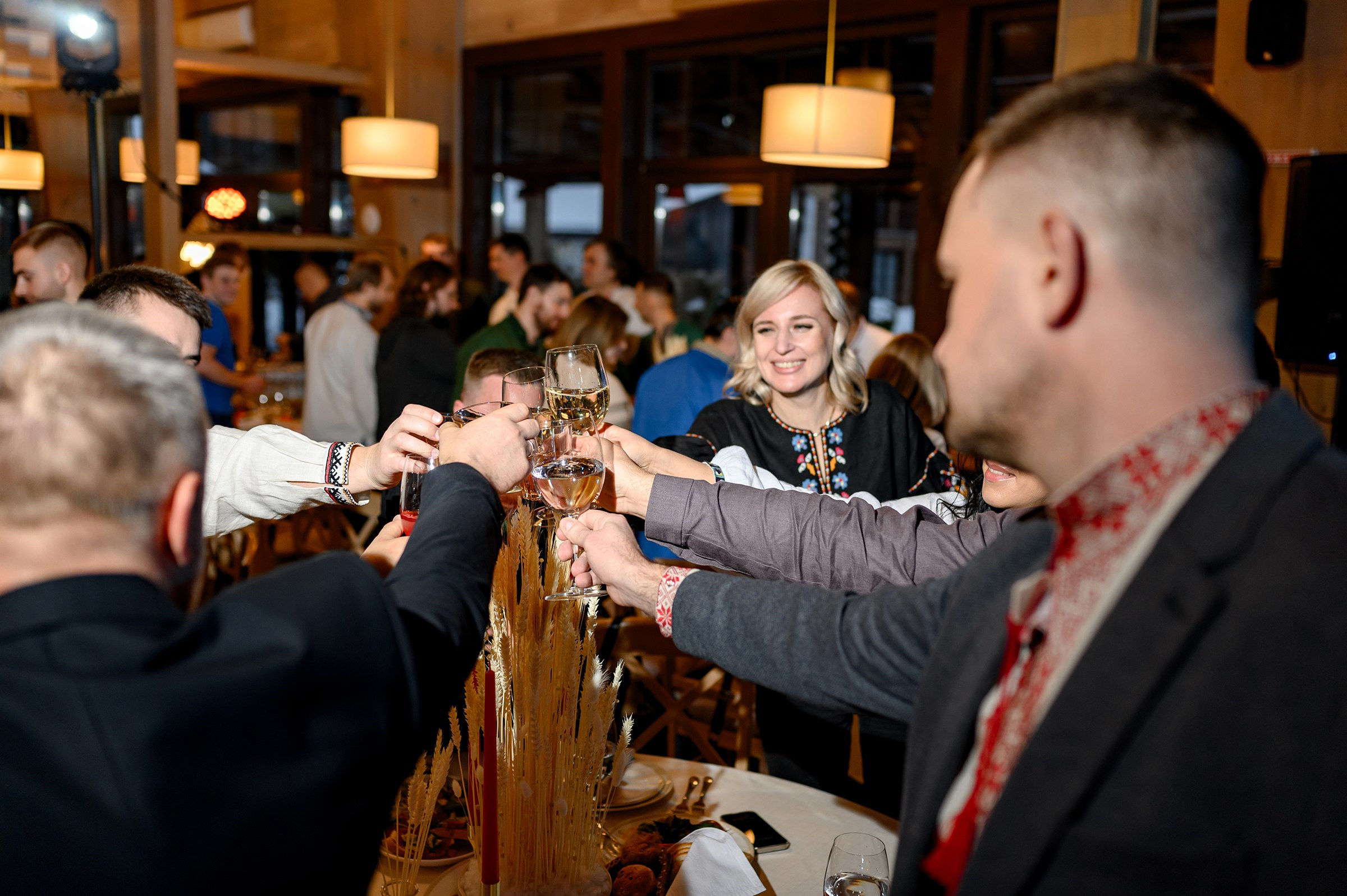 «ТРИПІЛЬСЬКЕ СОНЦЕ». Свадебный и семейный фотограф