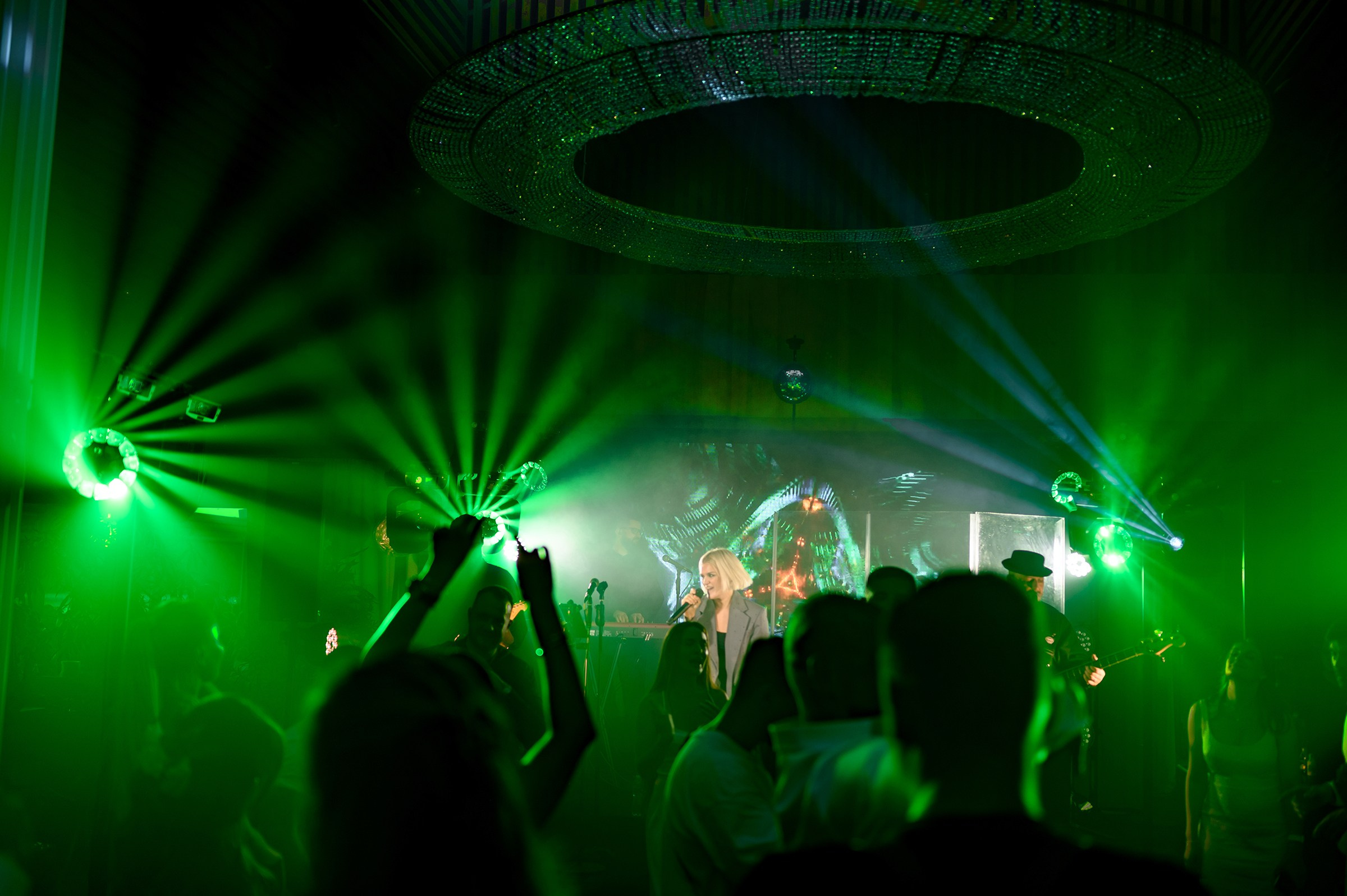 MAXIM & VLADYSLAVA. Свадебный и семейный фотограф