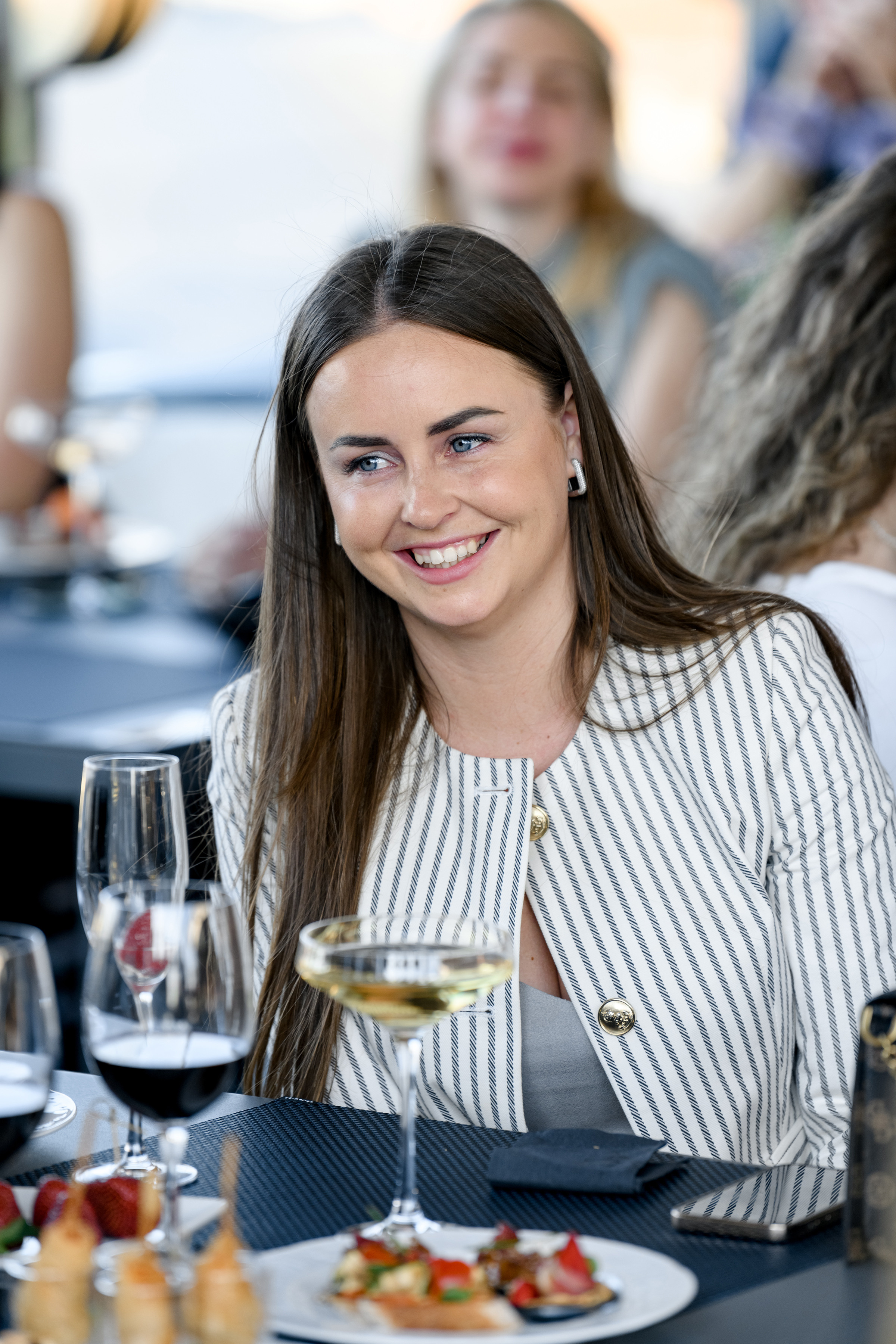 Благодійній концерт від фонду «Мамине серце» — «Твій вихід в світ». Свадебный и семейный фотограф