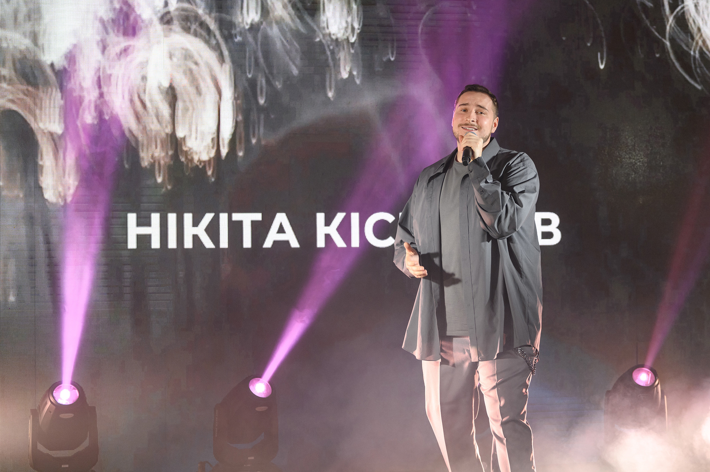 «TVIY VUHID V SVIT». Свадебный и семейный фотограф