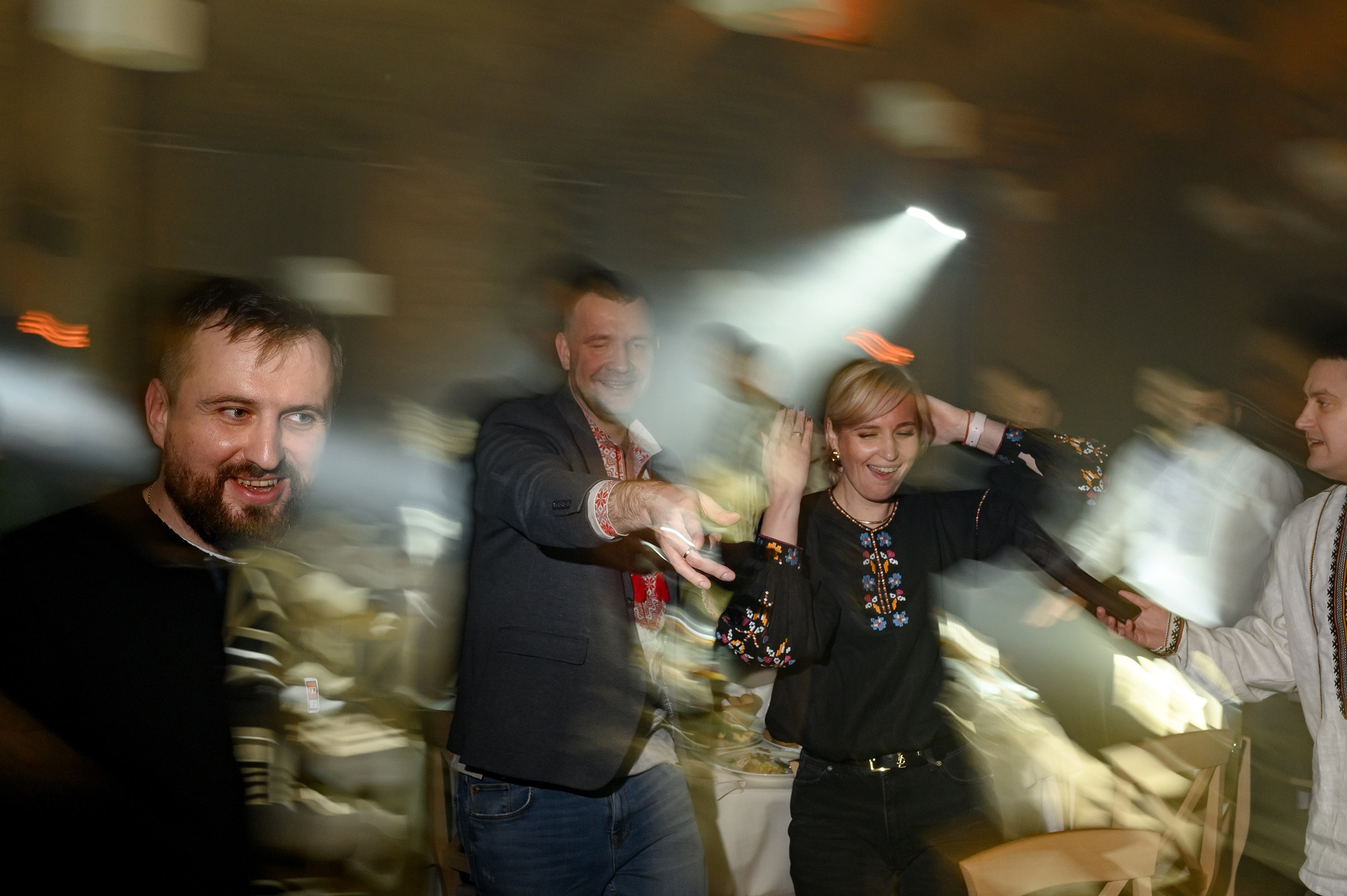 «ТРИПІЛЬСЬКЕ СОНЦЕ». Свадебный и семейный фотограф