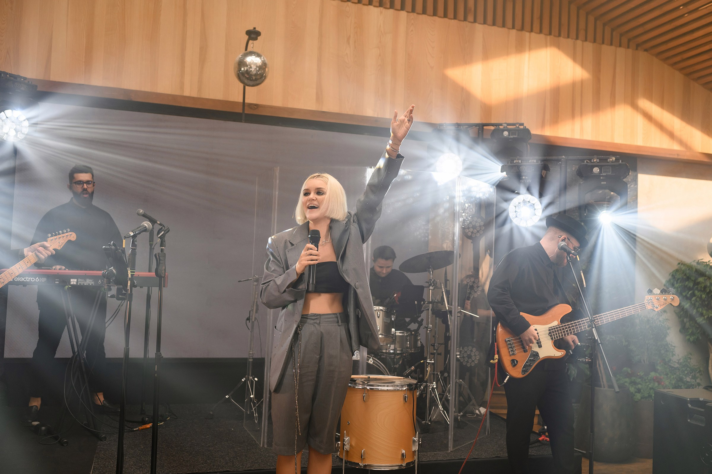 MAXIM & VLADYSLAVA. Свадебный и семейный фотограф