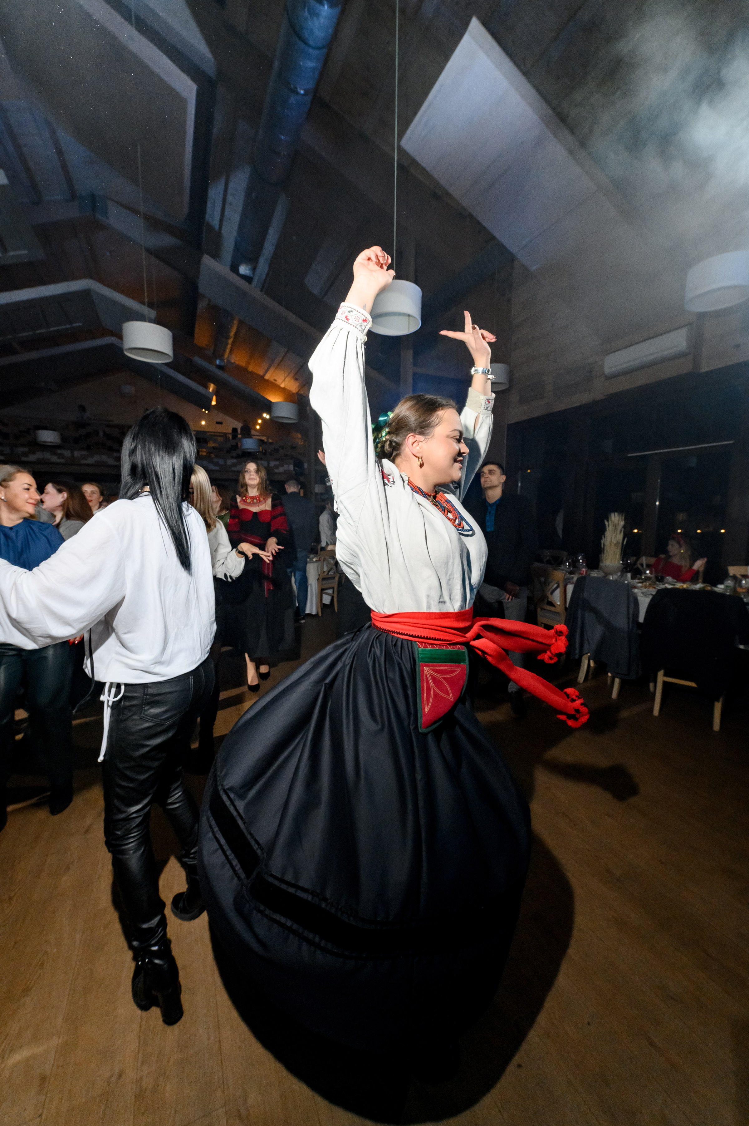 «ТРИПІЛЬСЬКЕ СОНЦЕ». Свадебный и семейный фотограф