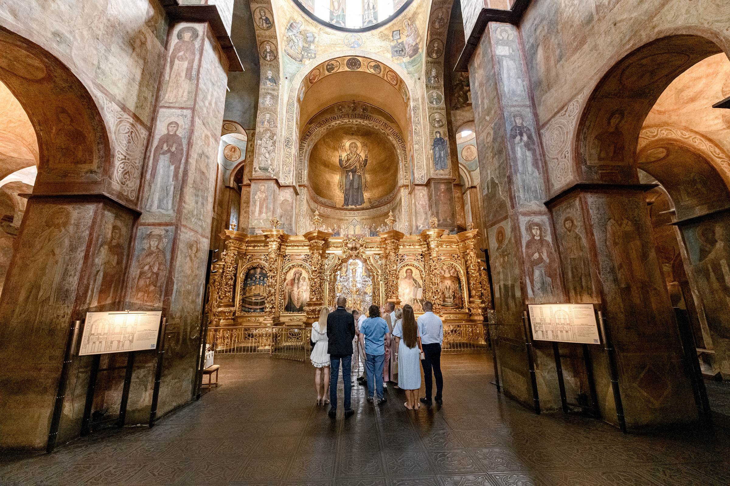 Софійський собор. Свадебный и семейный фотограф