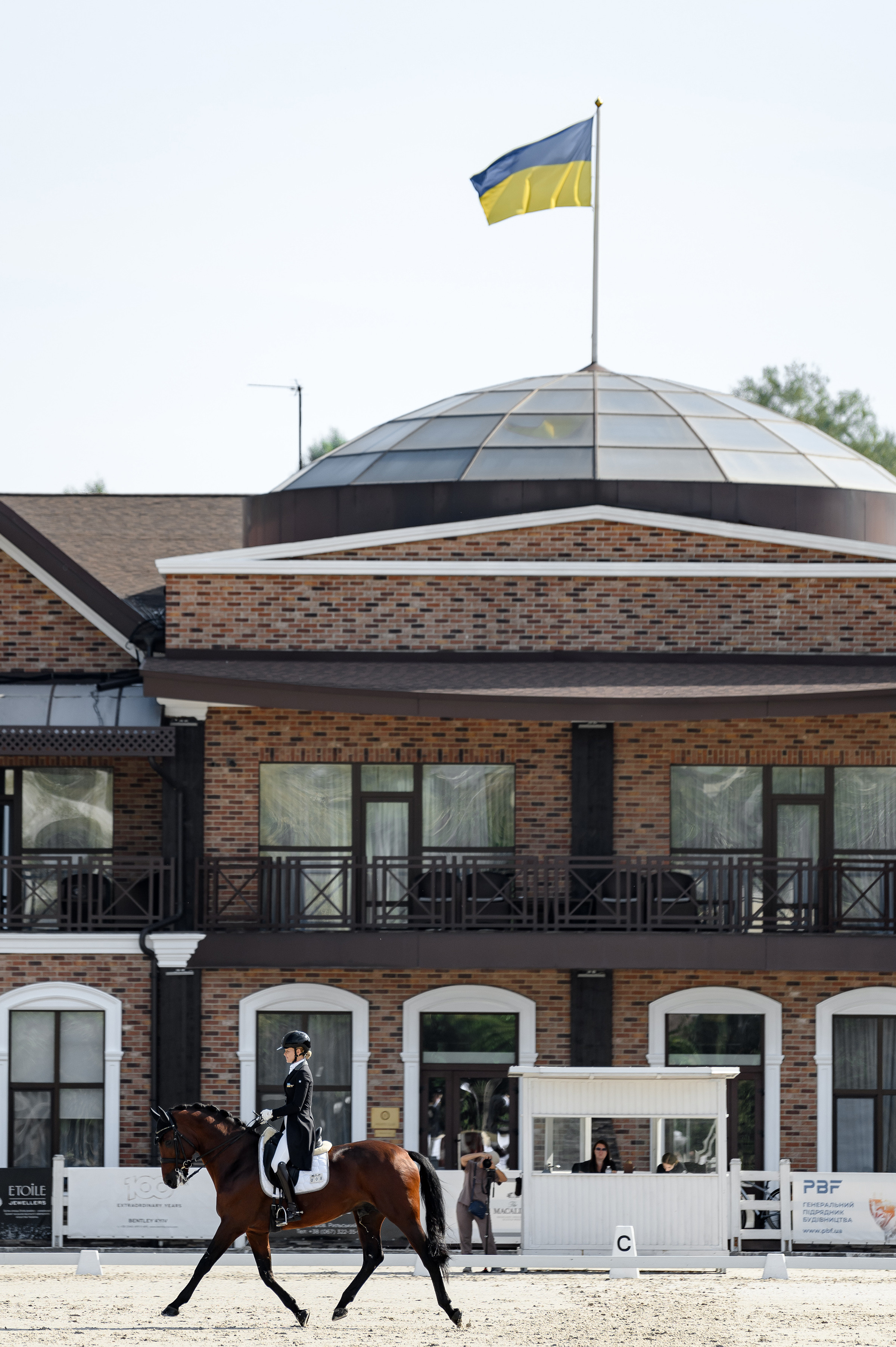 «DRESSAGE EQUIDES CUP 2023». Свадебный и семейный фотограф